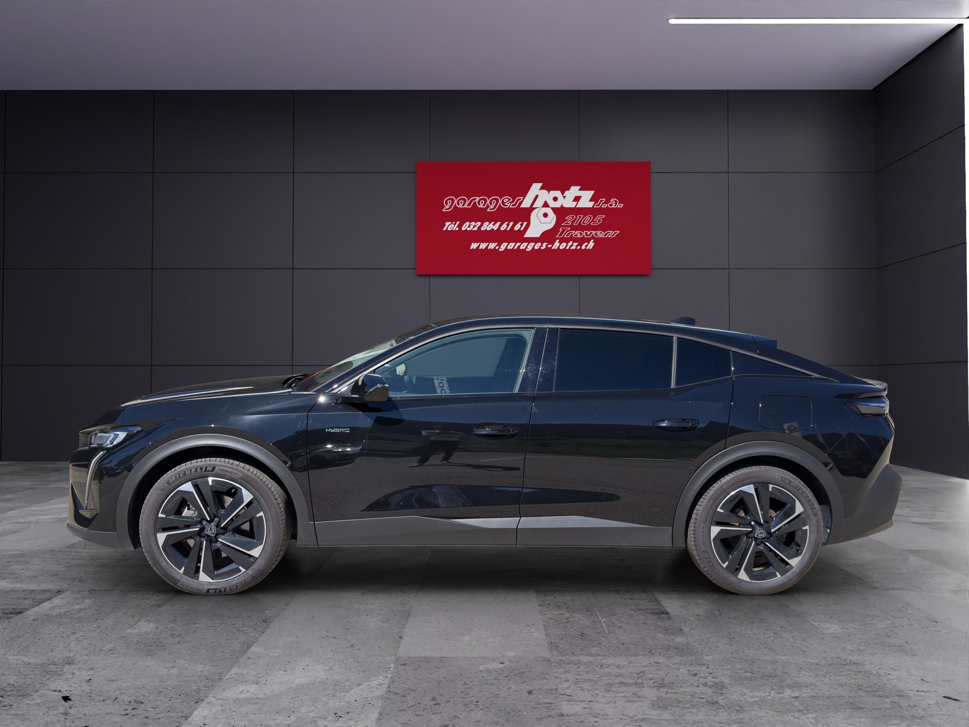 PEUGEOT 408 1.6 PHEV Allure Pack-image-2