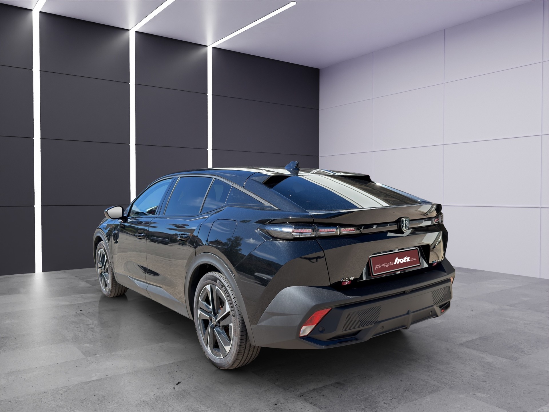 PEUGEOT 408 1.6 PHEV Allure Pack-image-3