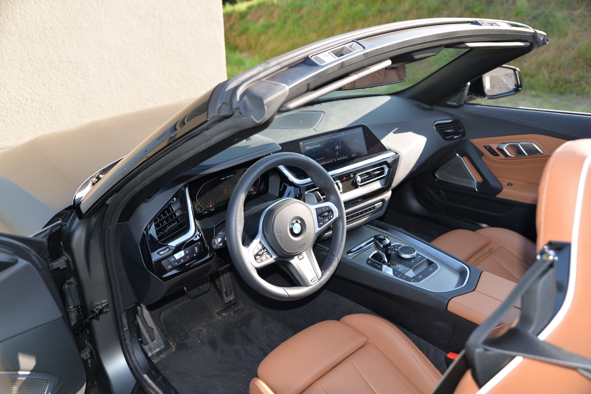 BMW M40i-image-3