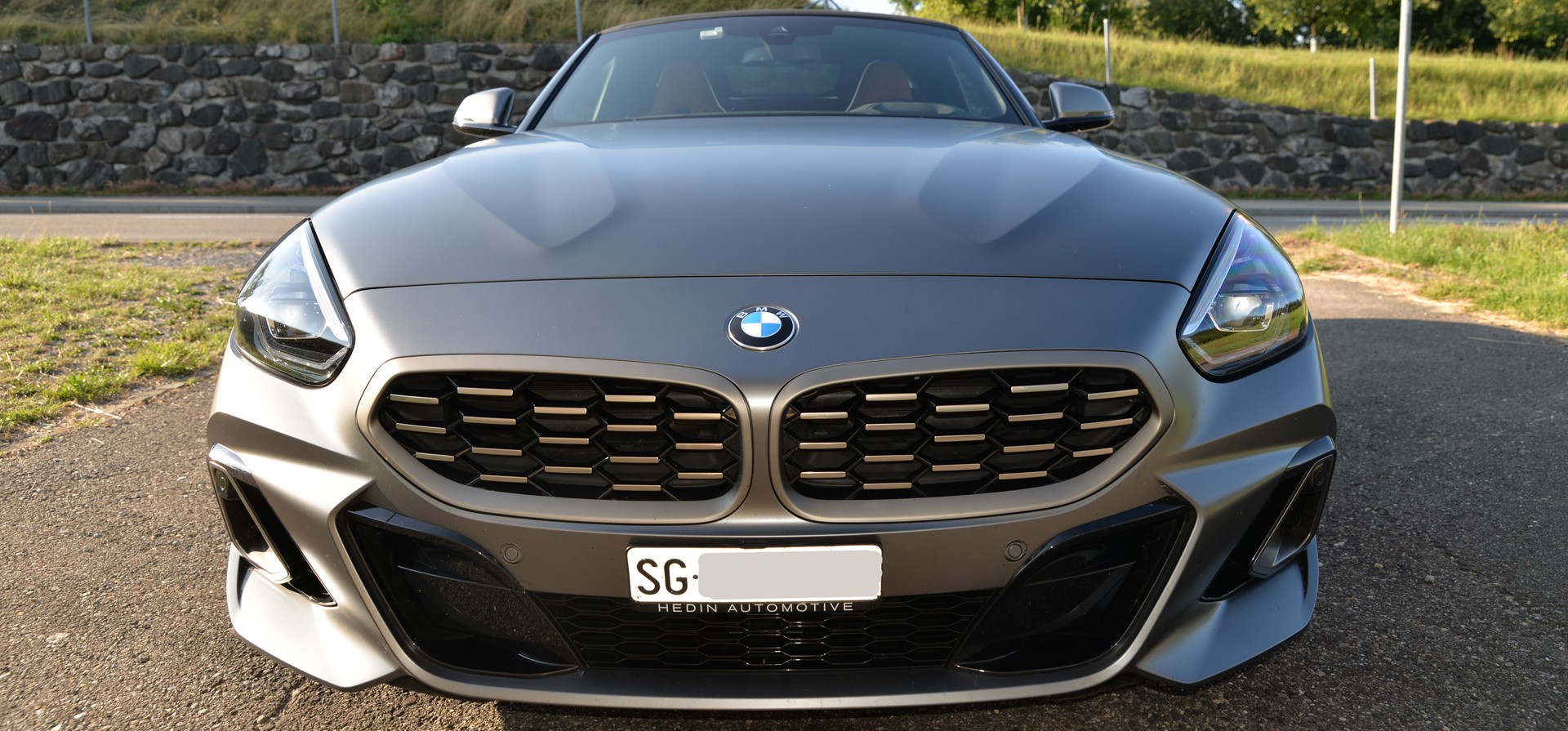 BMW M40i-image-4