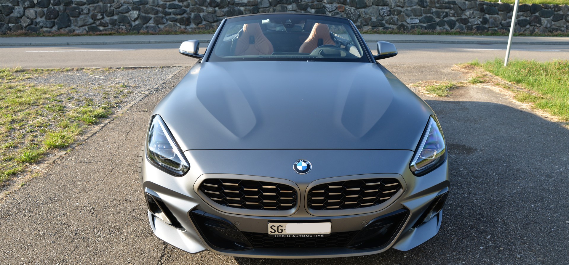 BMW M40i-image-4