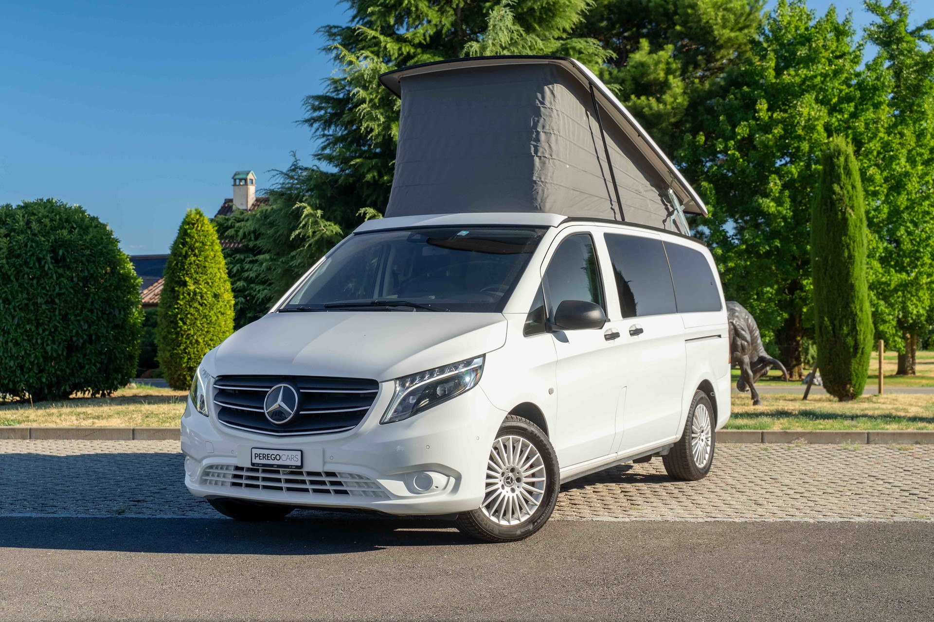 MERCEDES-BENZ-image-14