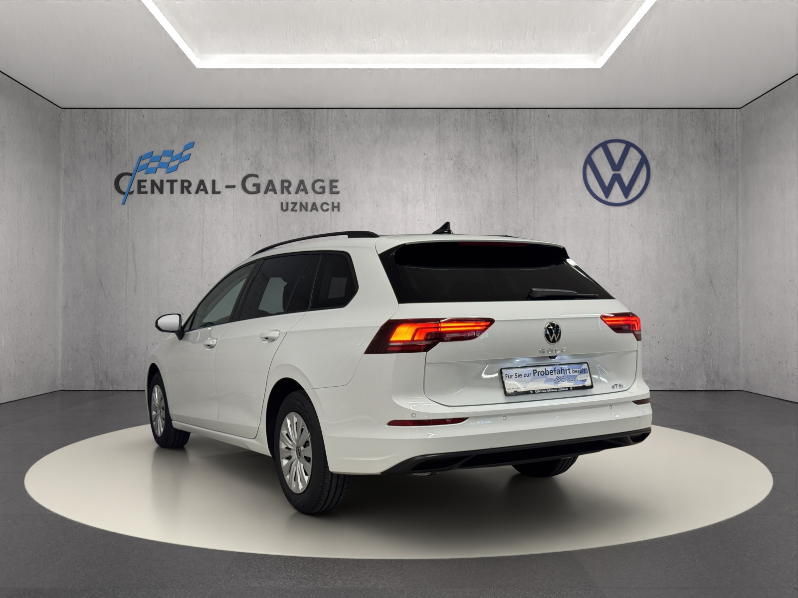 VW Golf Variant 1.5 eTSI mHEV Basis DSG-image-2