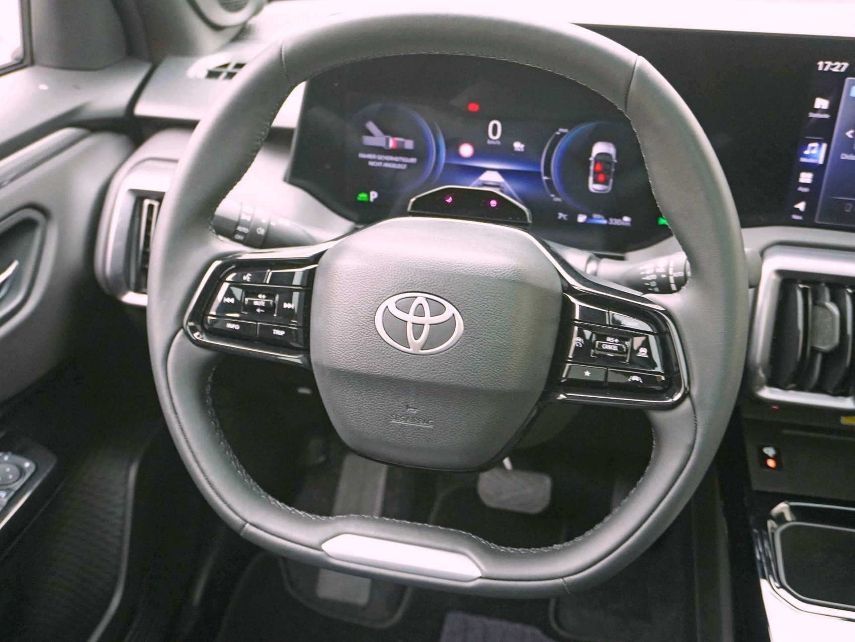 TOYOTA Urban Cruiser Premium AWD inkl. Panoramadach 😎-image-9