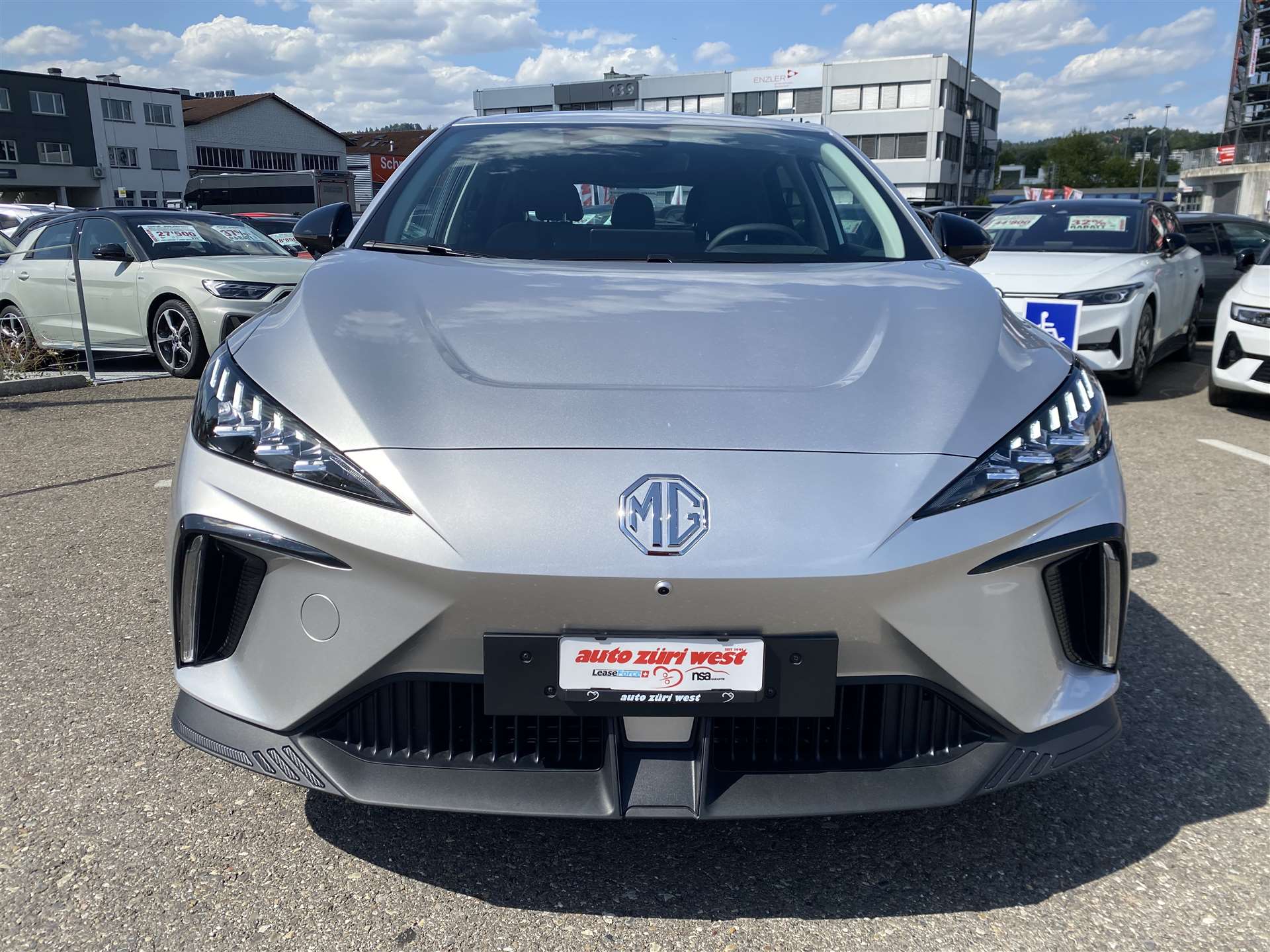 MG 4 EV 64kWh Premium Facelift Automat-image-5