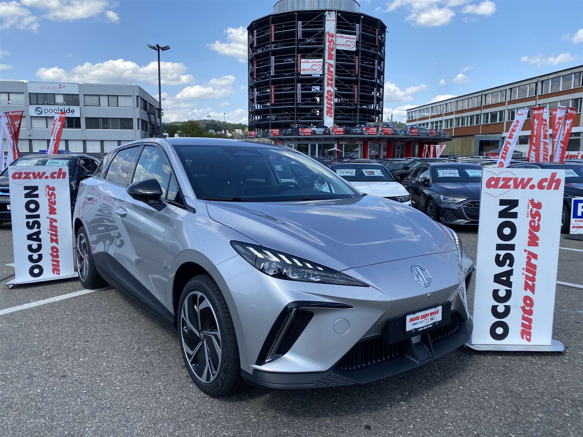 MG 4 EV 64kWh Premium Facelift Automat-image-8