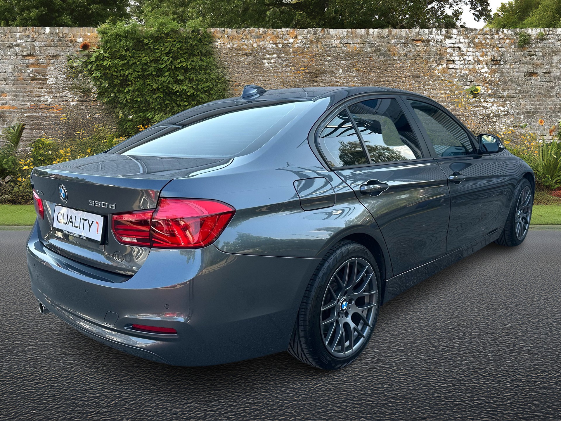 BMW 330d xDrive Luxury Line Steptronic-image-4