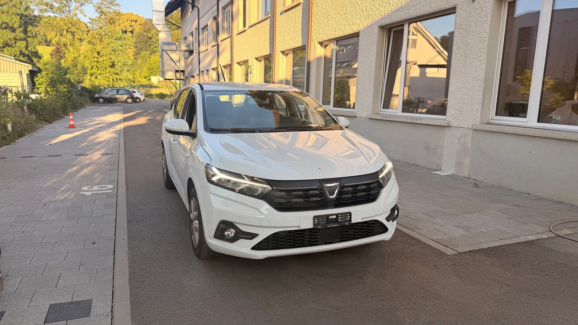 DACIA Sandero TCe 90 Comfort-image-4