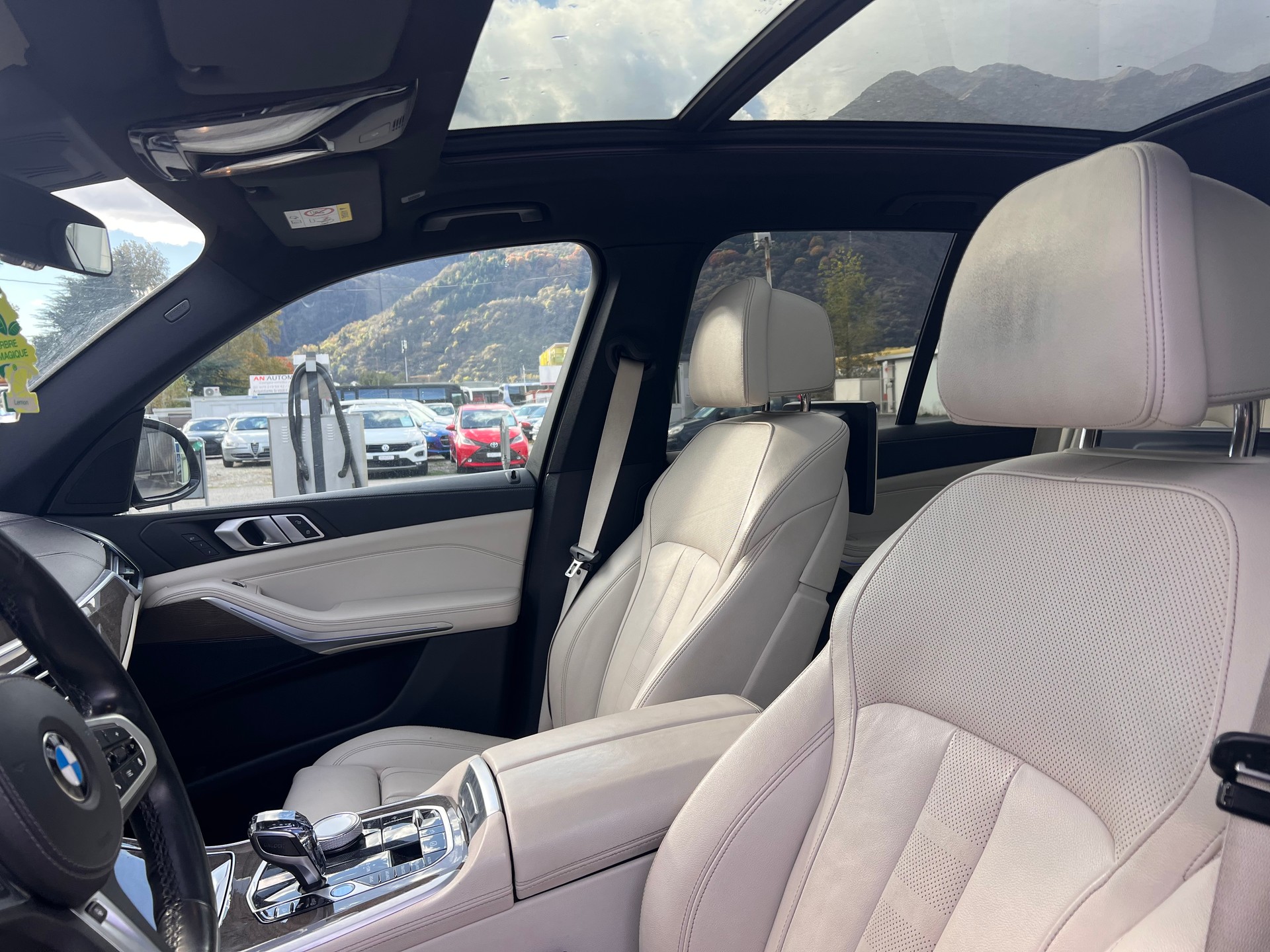 BMW X5 xDrive 30d Steptronic M Sport-image-12