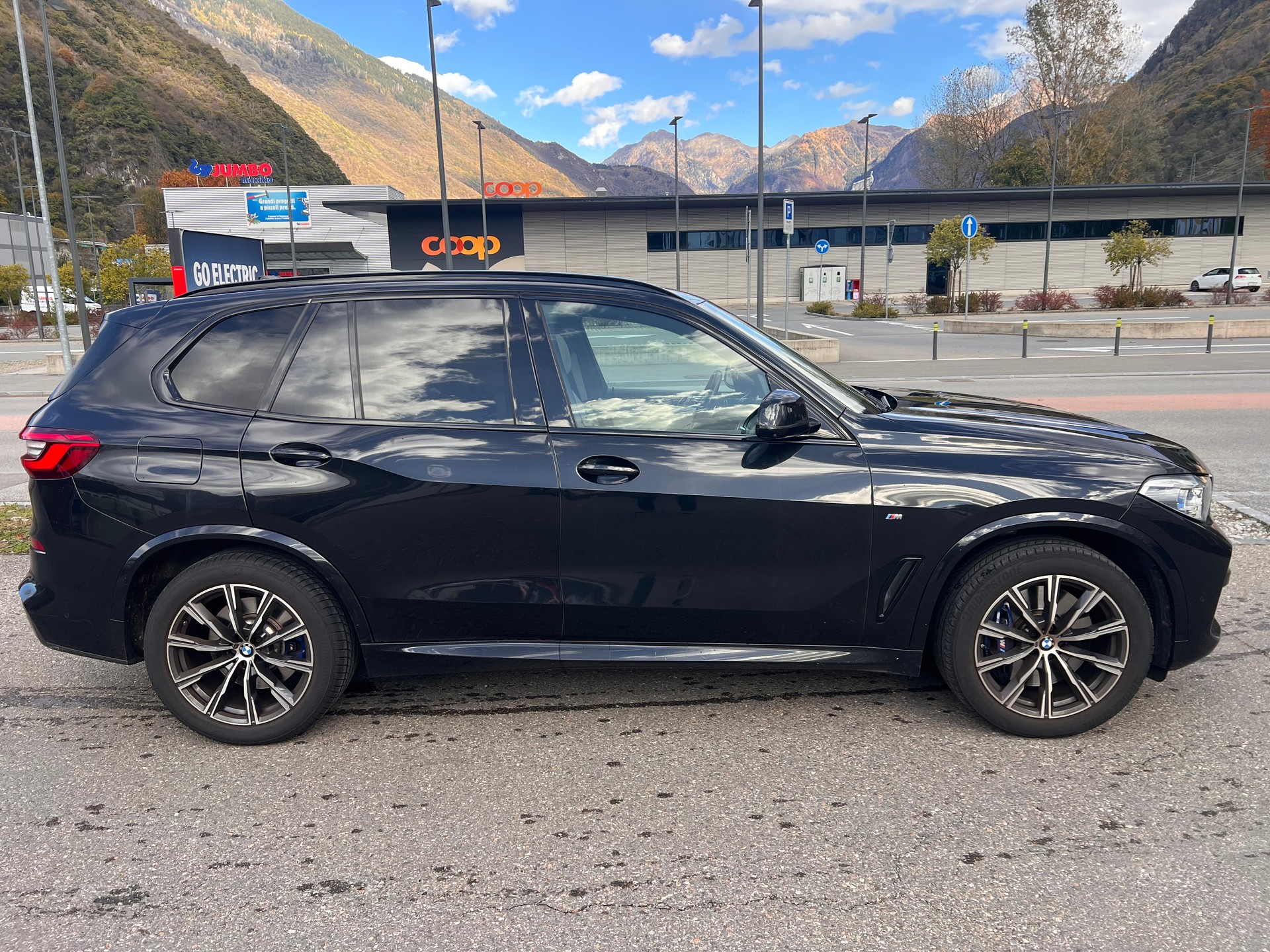 BMW X5 xDrive 30d Steptronic M Sport-image-0