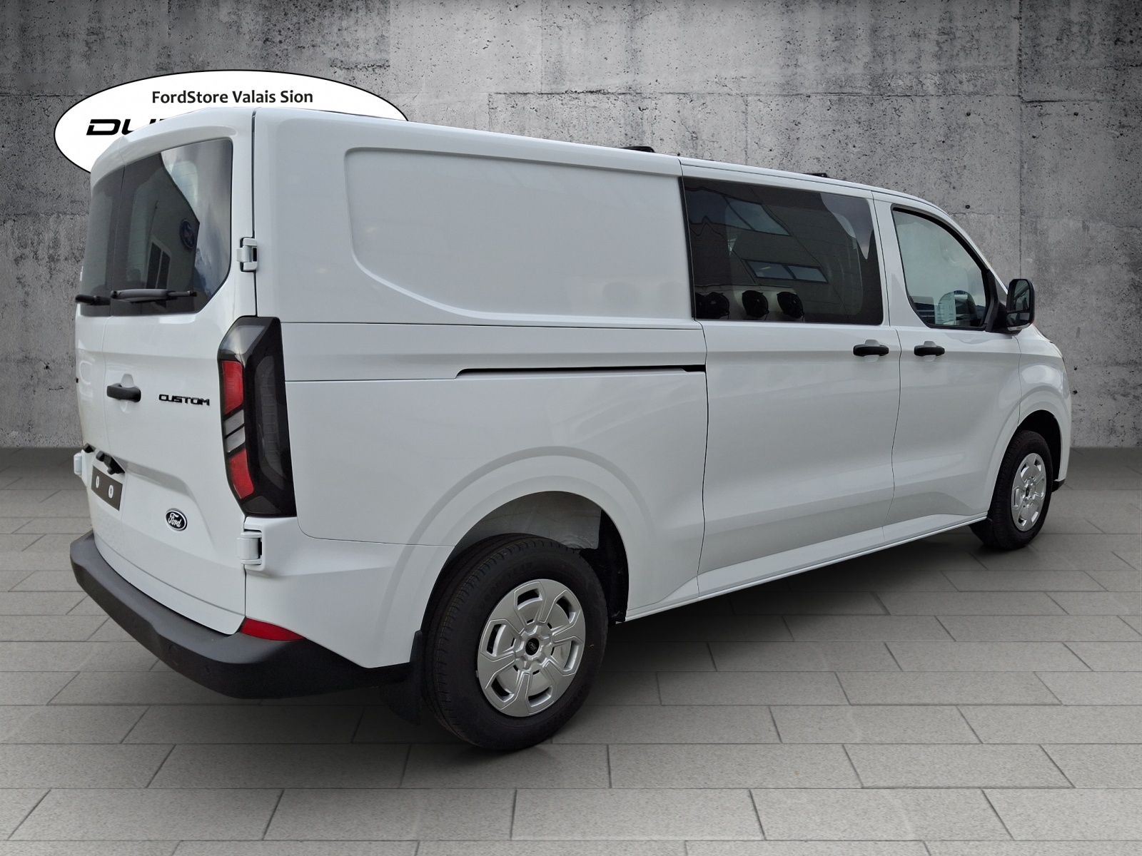 FORD Transit Custom 320 L1H2-image-2
