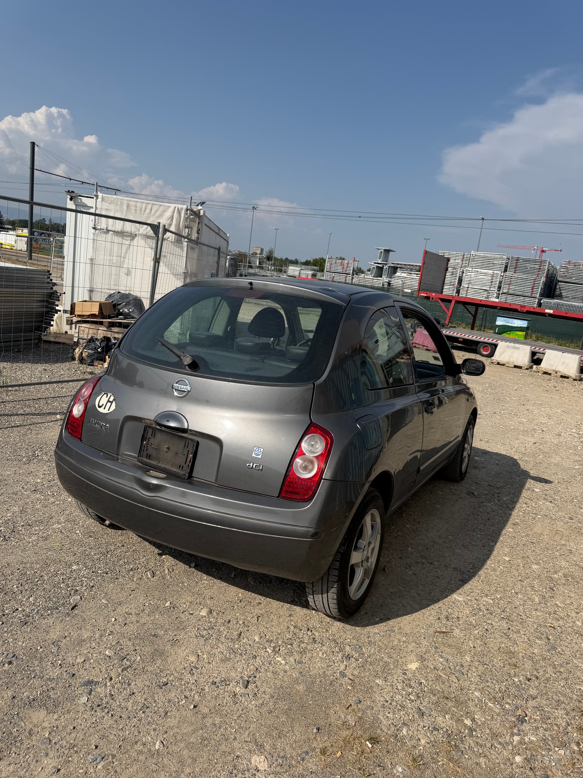 NISSAN Micra 1.5 dCi tekna-image-6