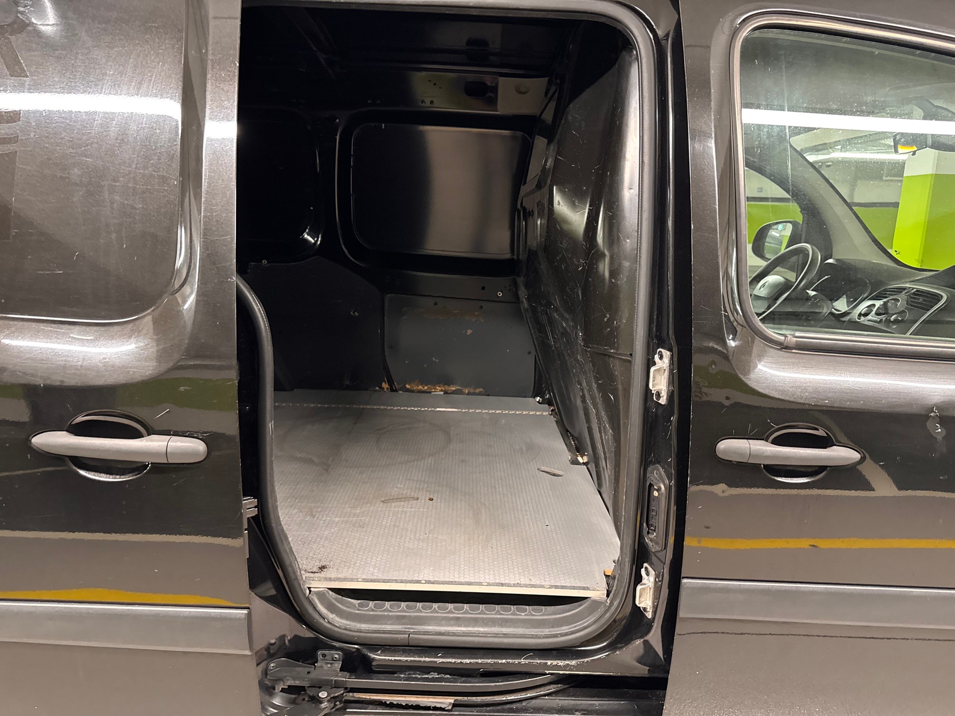 RENAULT Kangoo Maxi dCi 90 Business 2 Plätze / 2 places-image-9