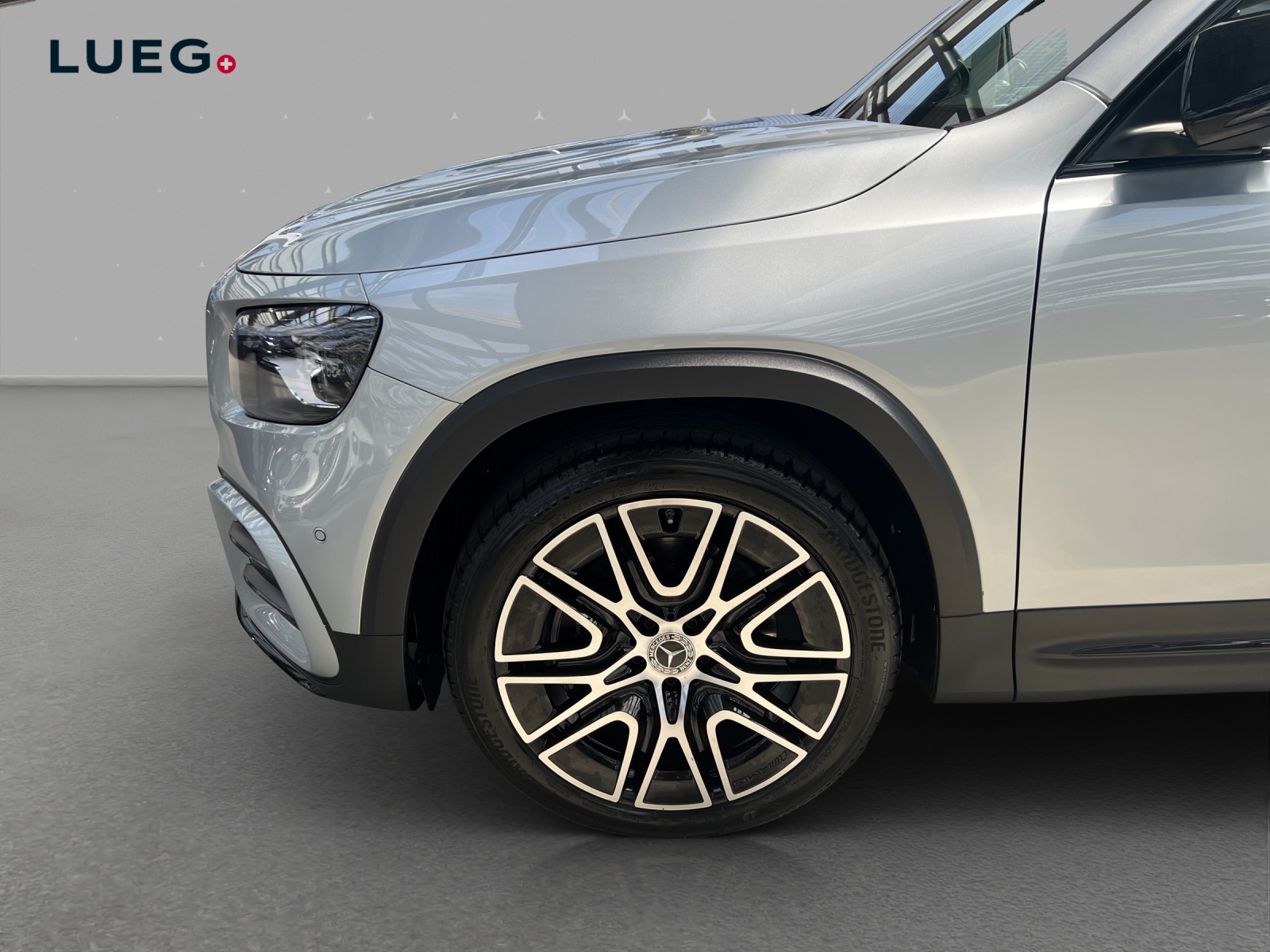 MERCEDES-BENZ GLB 220 4Matic 8G-Tronic-image-6