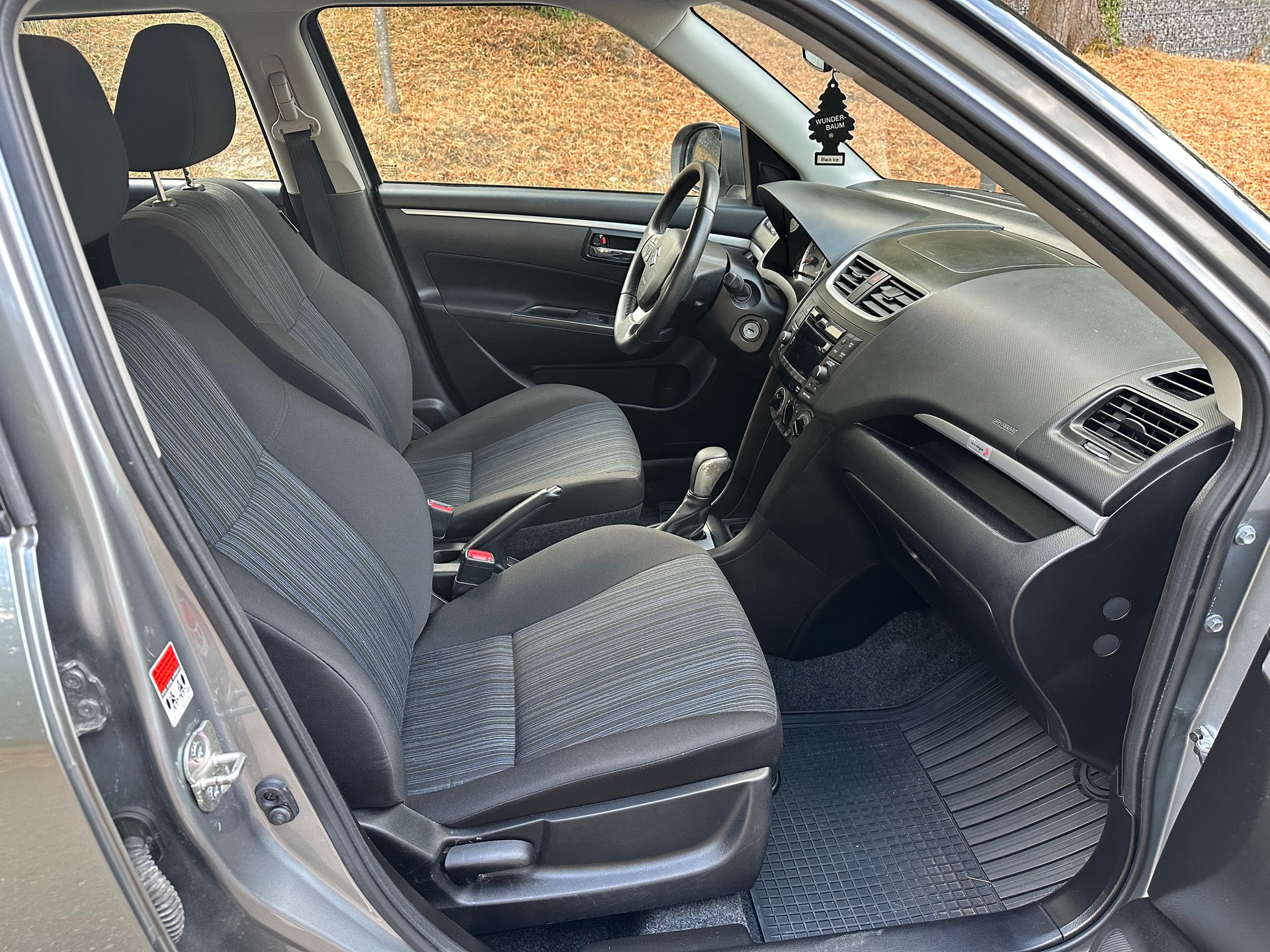 SUZUKI Swift 1.2i 16V GL Automatic-image-2