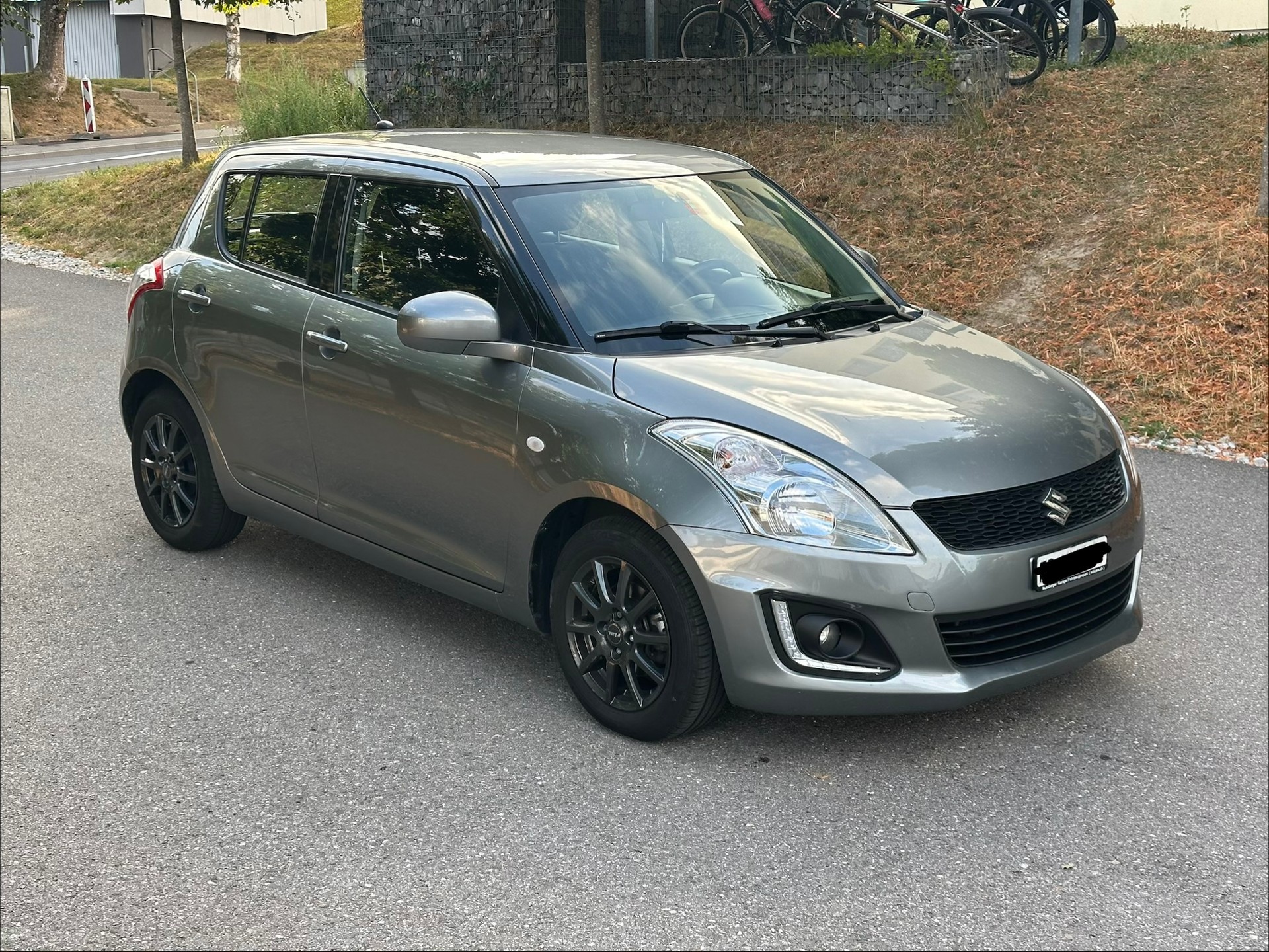SUZUKI Swift 1.2i 16V GL Automatic-image-6