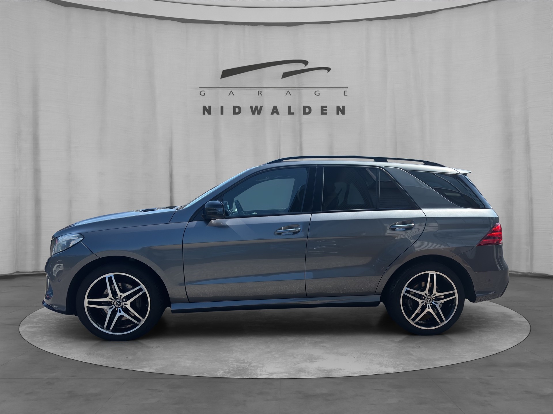 MERCEDES-BENZ GLE 350 d Executive 4Matic 9G-Tronic-image-2