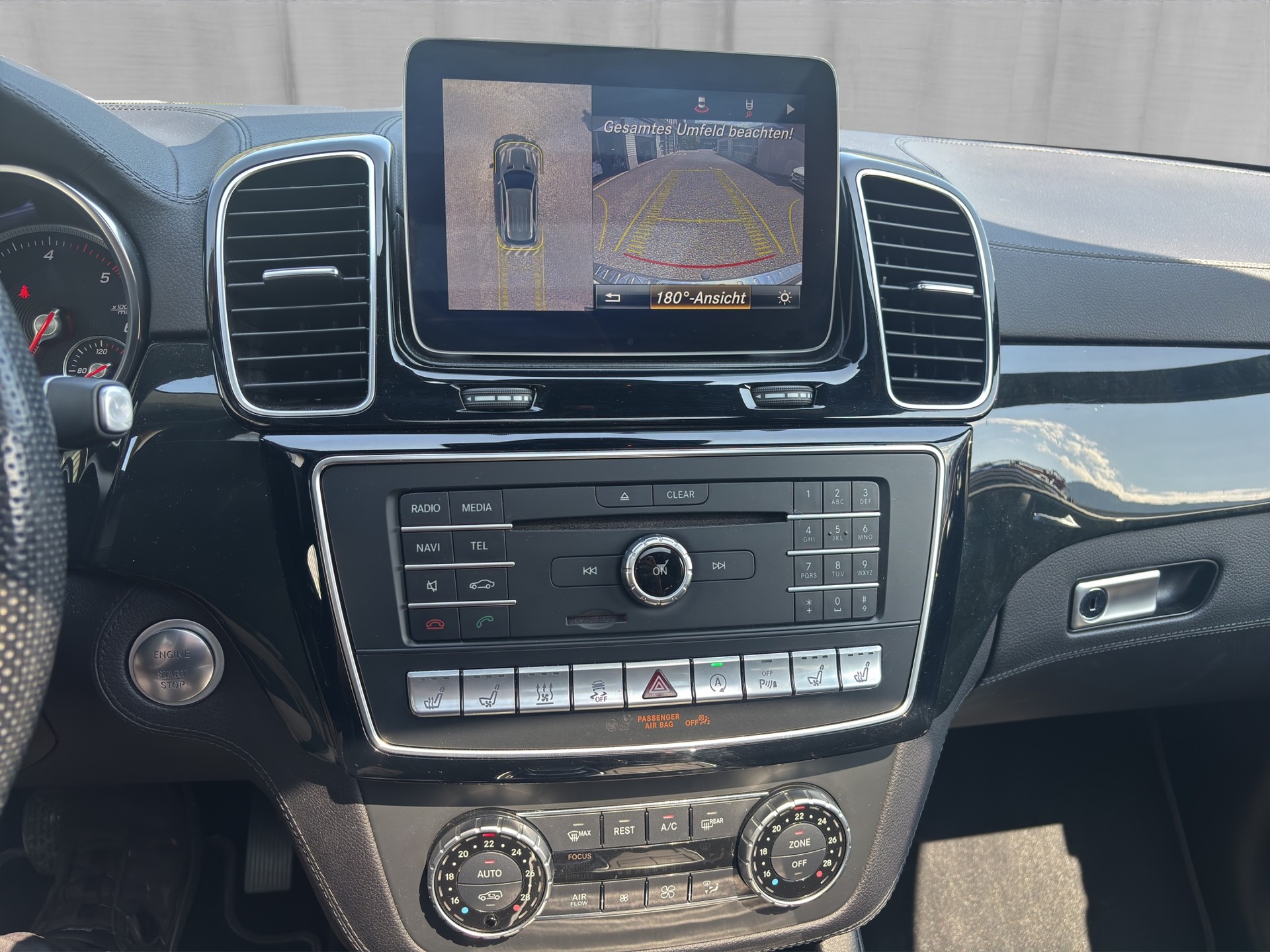MERCEDES-BENZ GLE 350 d Executive 4Matic 9G-Tronic-image-14