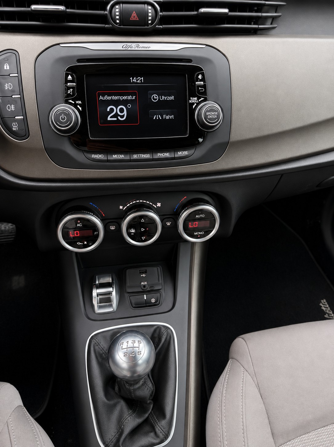 ALFA ROMEO Giulietta 1.4 T Progression-image-13