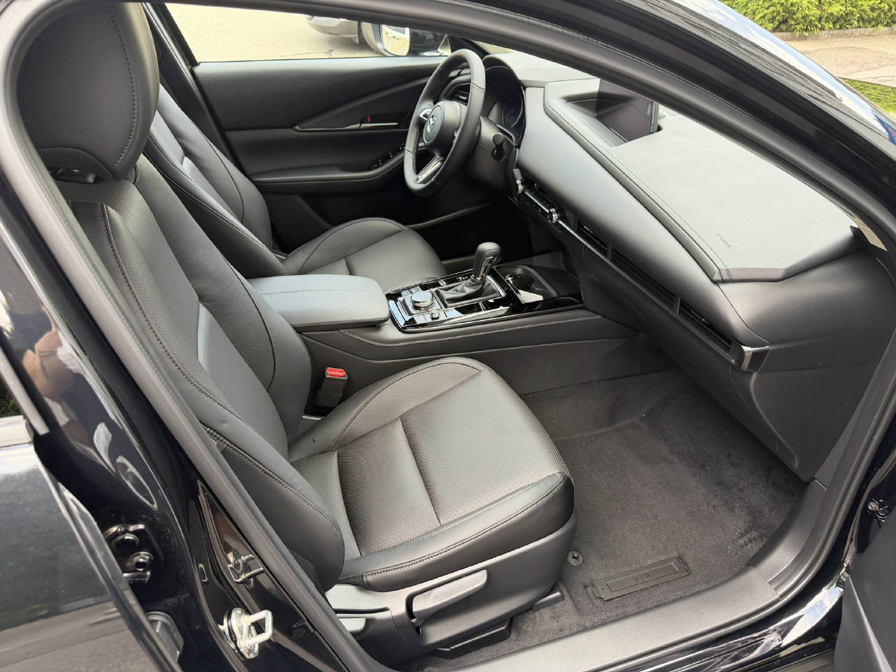 MAZDA CX-30 2.0 186 Homura Plus AWD-image-12