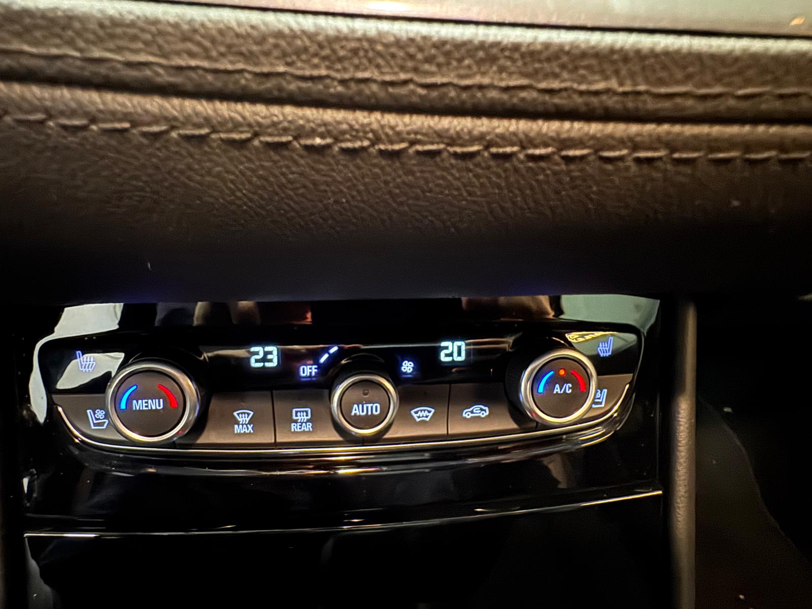 OPEL Grandland X 1.5CDTi Ultimate Automatik-image-24