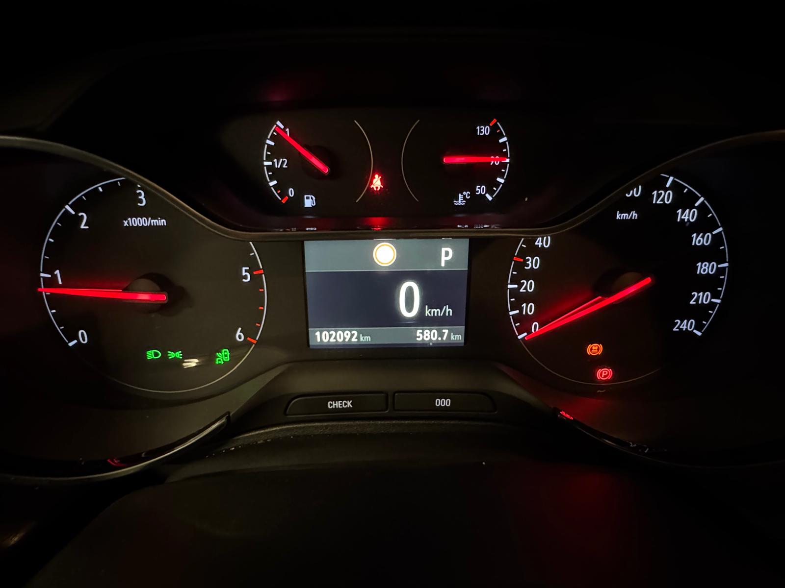 OPEL Grandland X 1.5CDTi Ultimate Automatik-image-17
