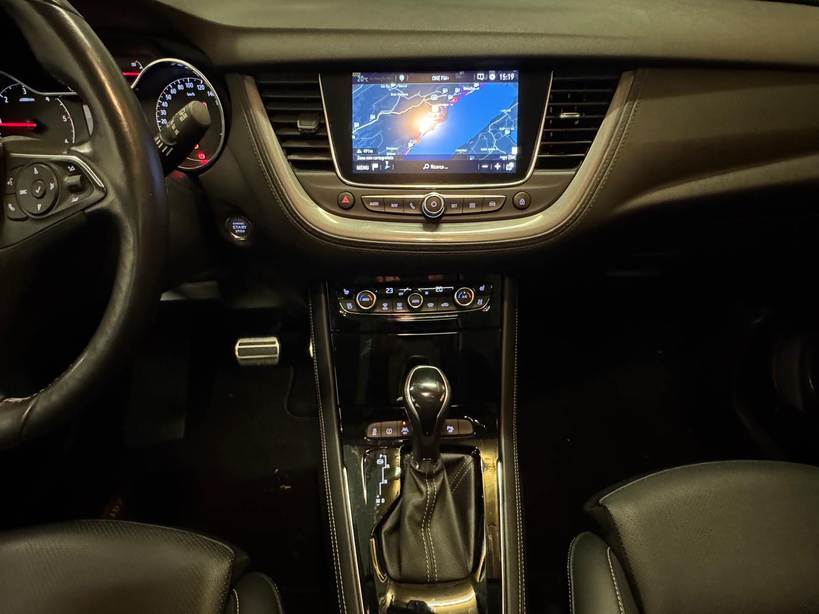 OPEL Grandland X 1.5CDTi Ultimate Automatik-image-21