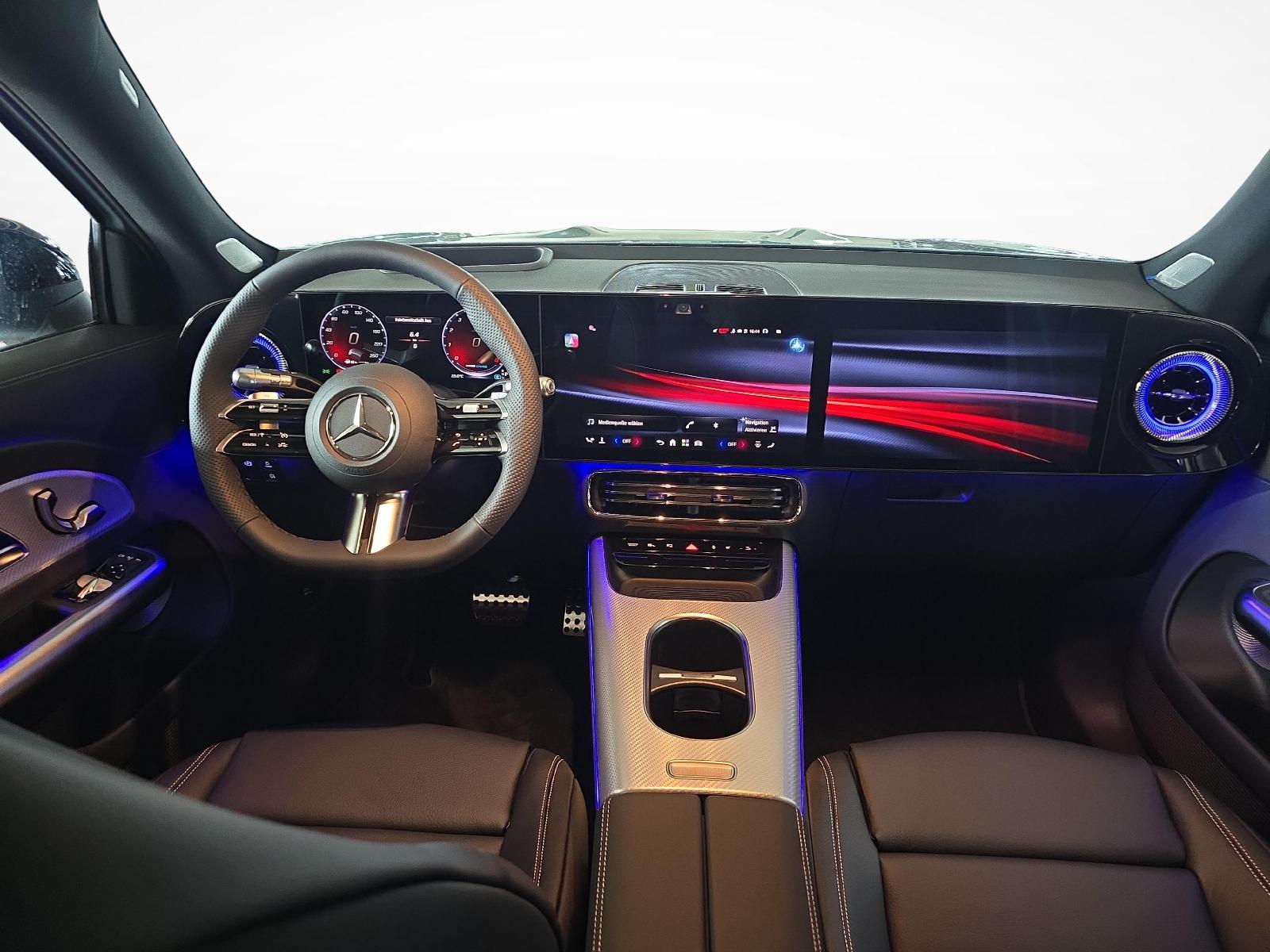 MERCEDES-BENZ GLB 220 4MATIC AMG Line-image-8