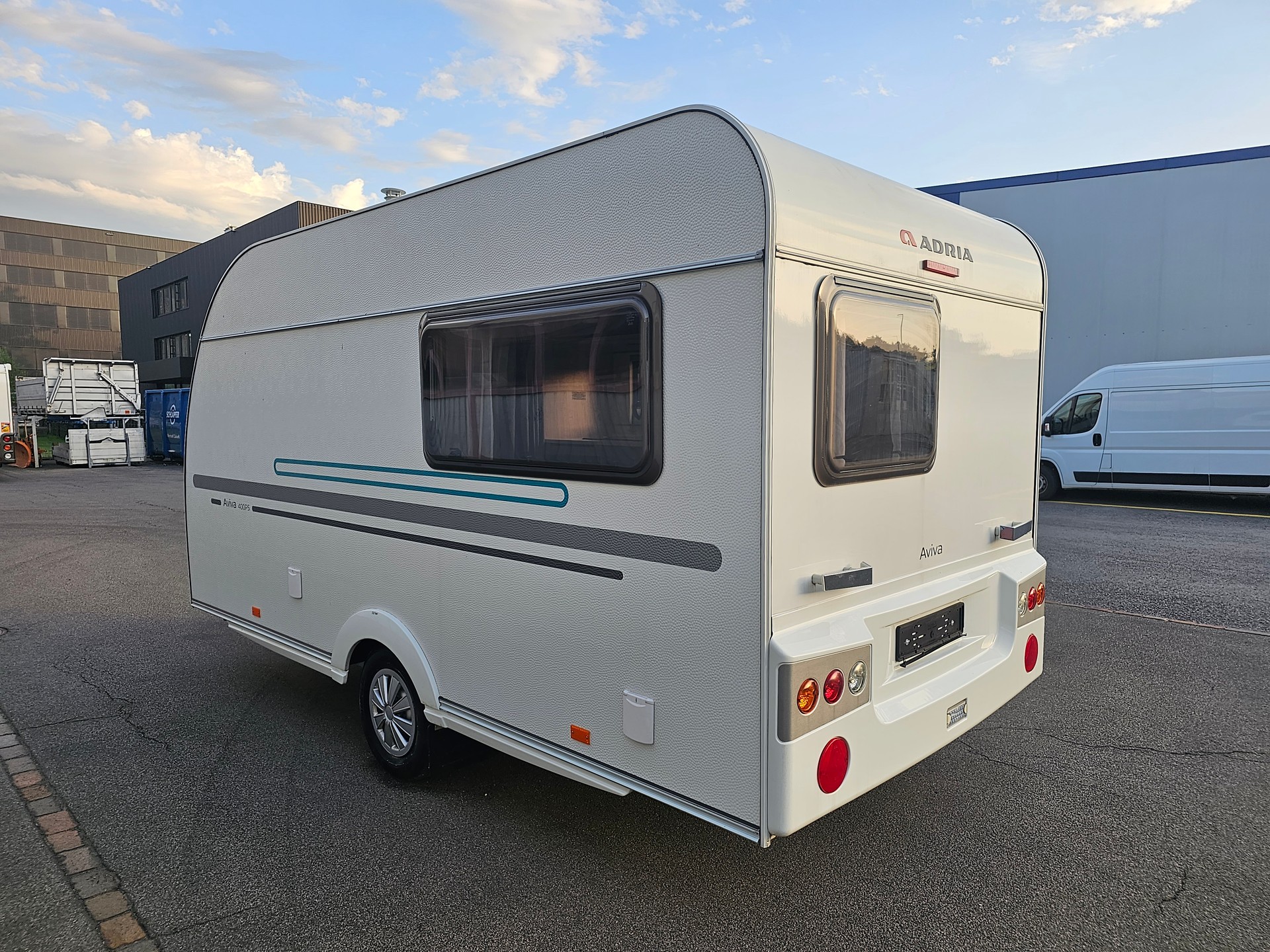 ADRIA Aviva E 400 PS-image-5
