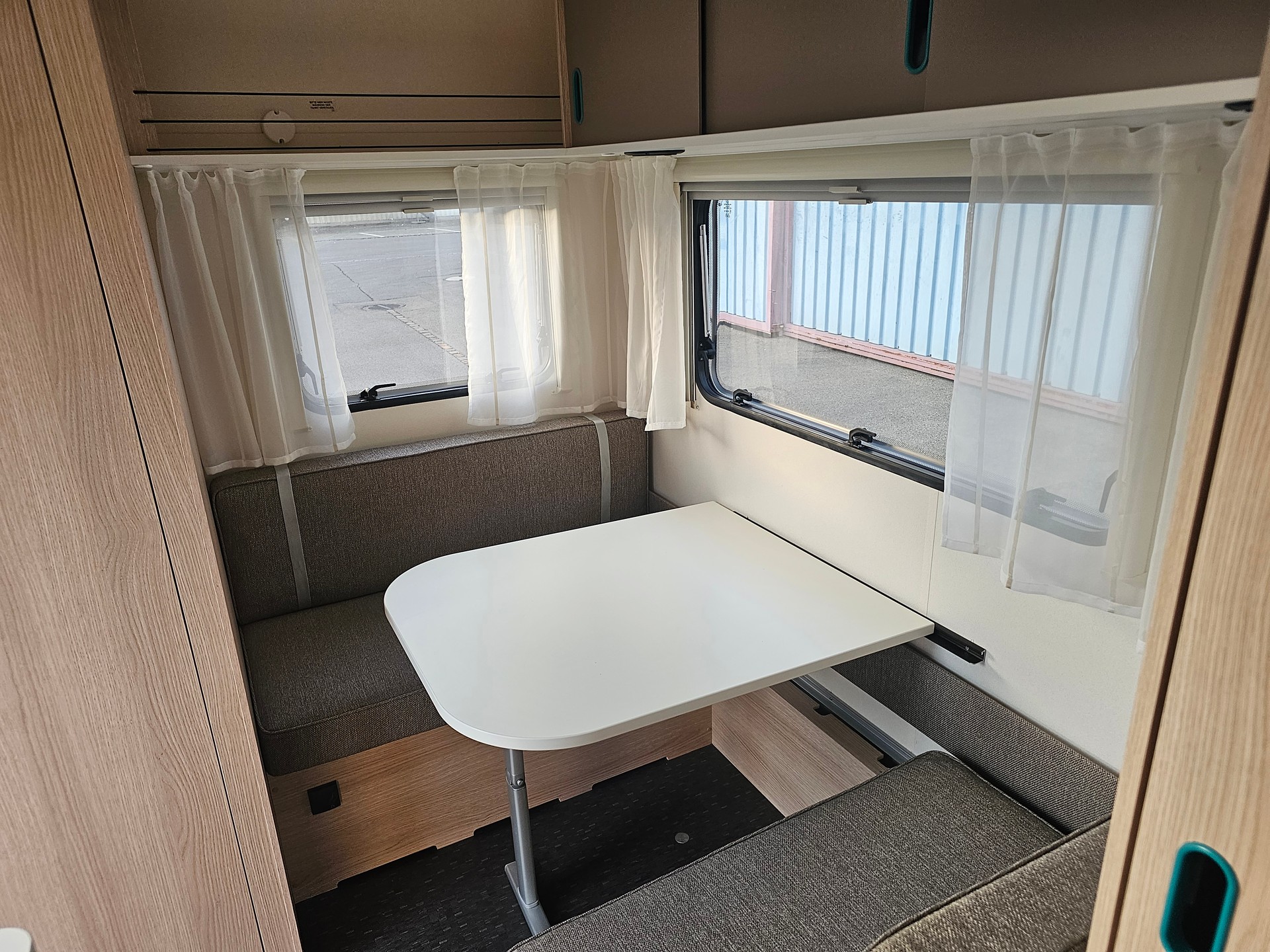 ADRIA Aviva E 400 PS-image-6
