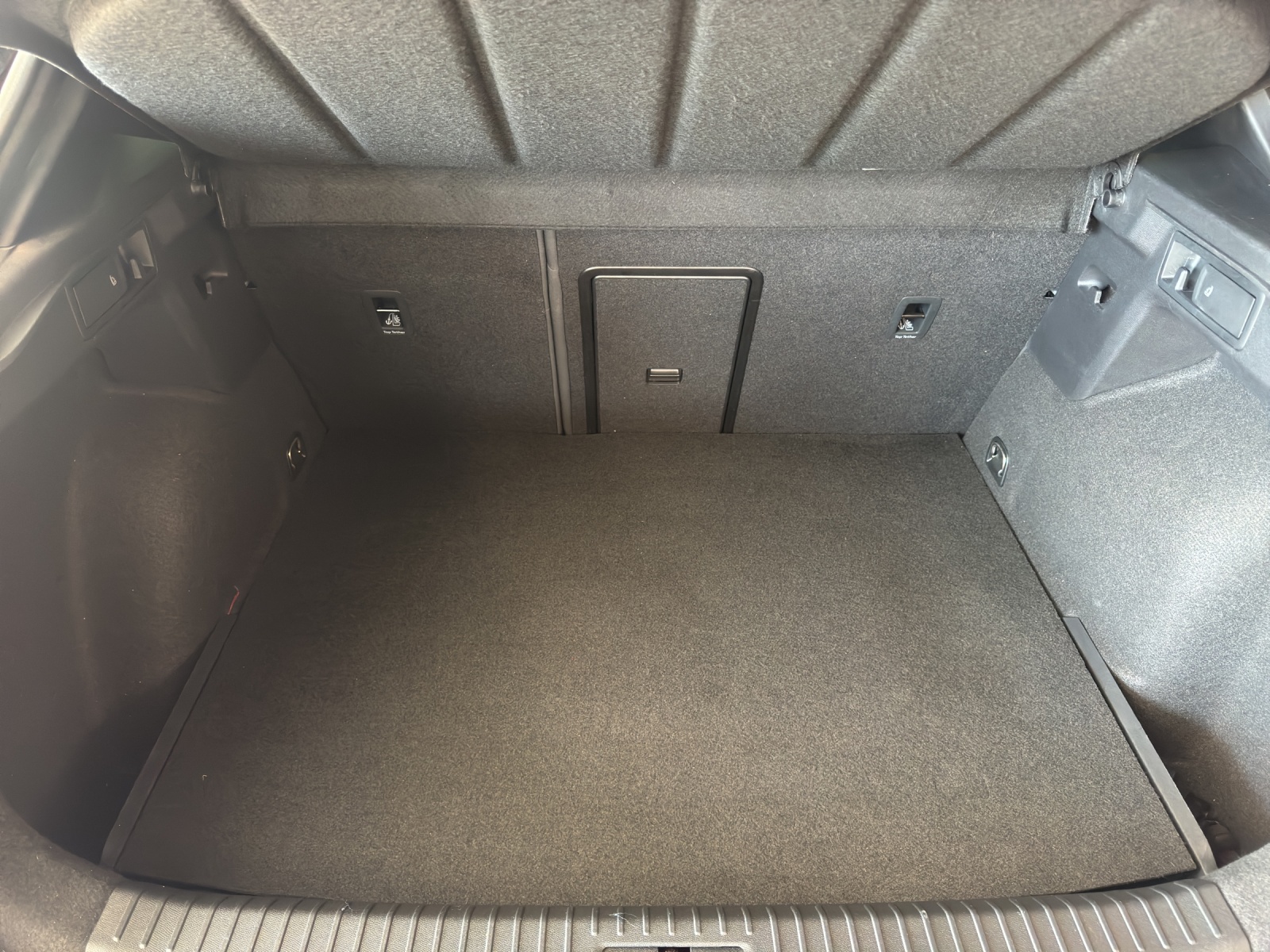 CUPRA Formentor 1.4 e-HYBRID pHEV VZ DSG-image-13