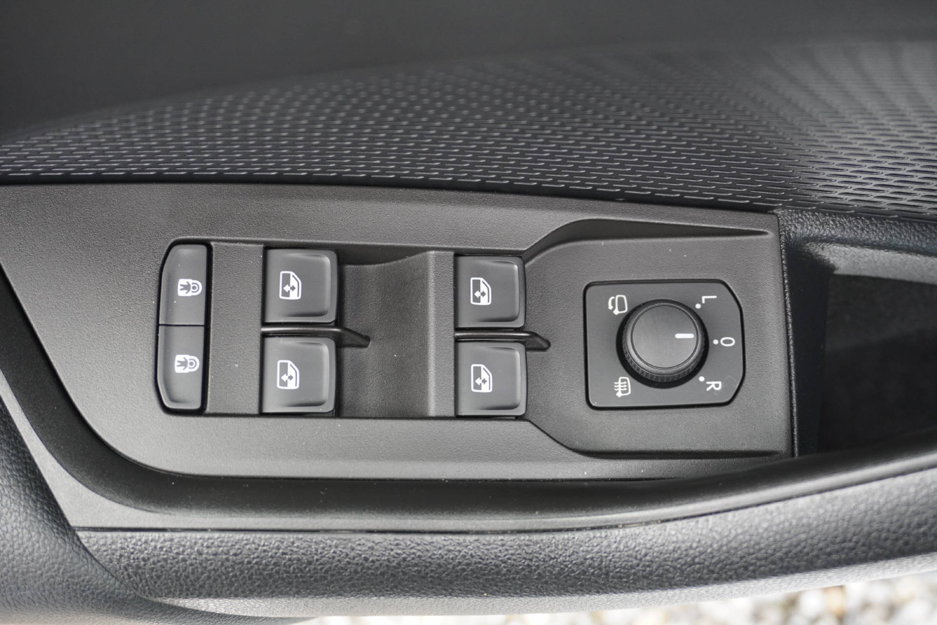 SKODA Octavia Combi 1.4 TSI PHEV Style DSG-image-13