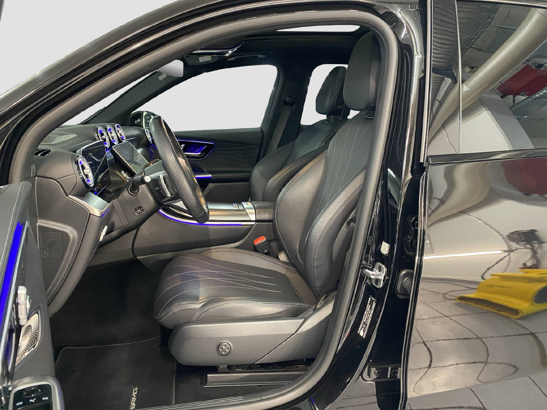 MERCEDES-BENZ GLC 400 e AMG Line 4MATIC-image-6