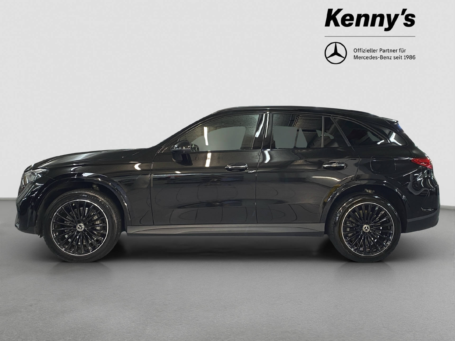 MERCEDES-BENZ GLC 400 e AMG Line 4MATIC-image-2