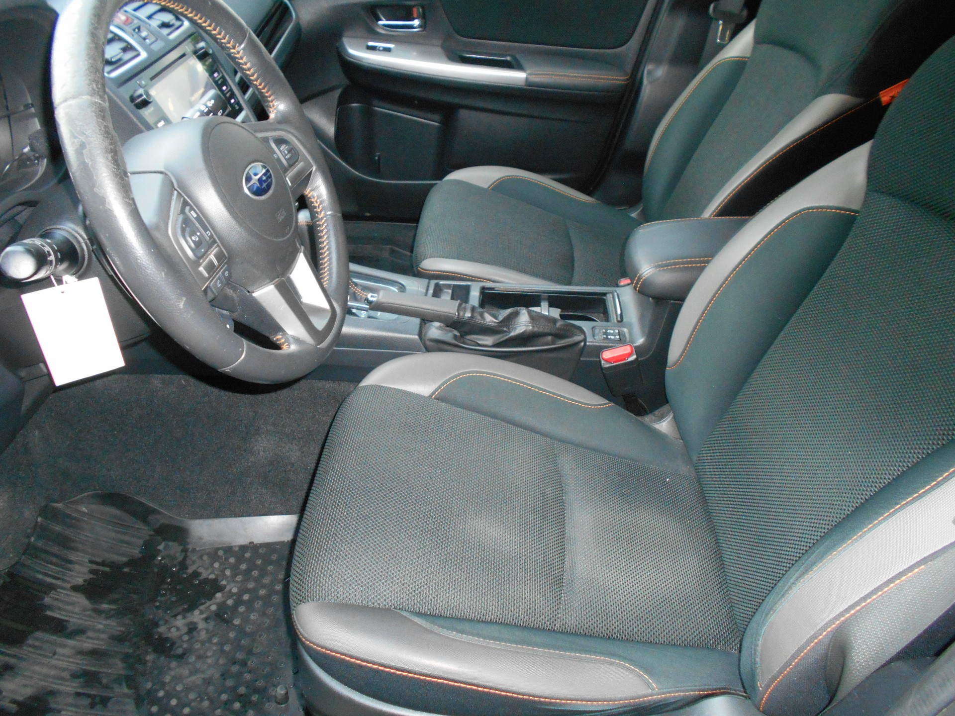 SUBARU XV 2.0 Swiss Two AWD CVT-image-9