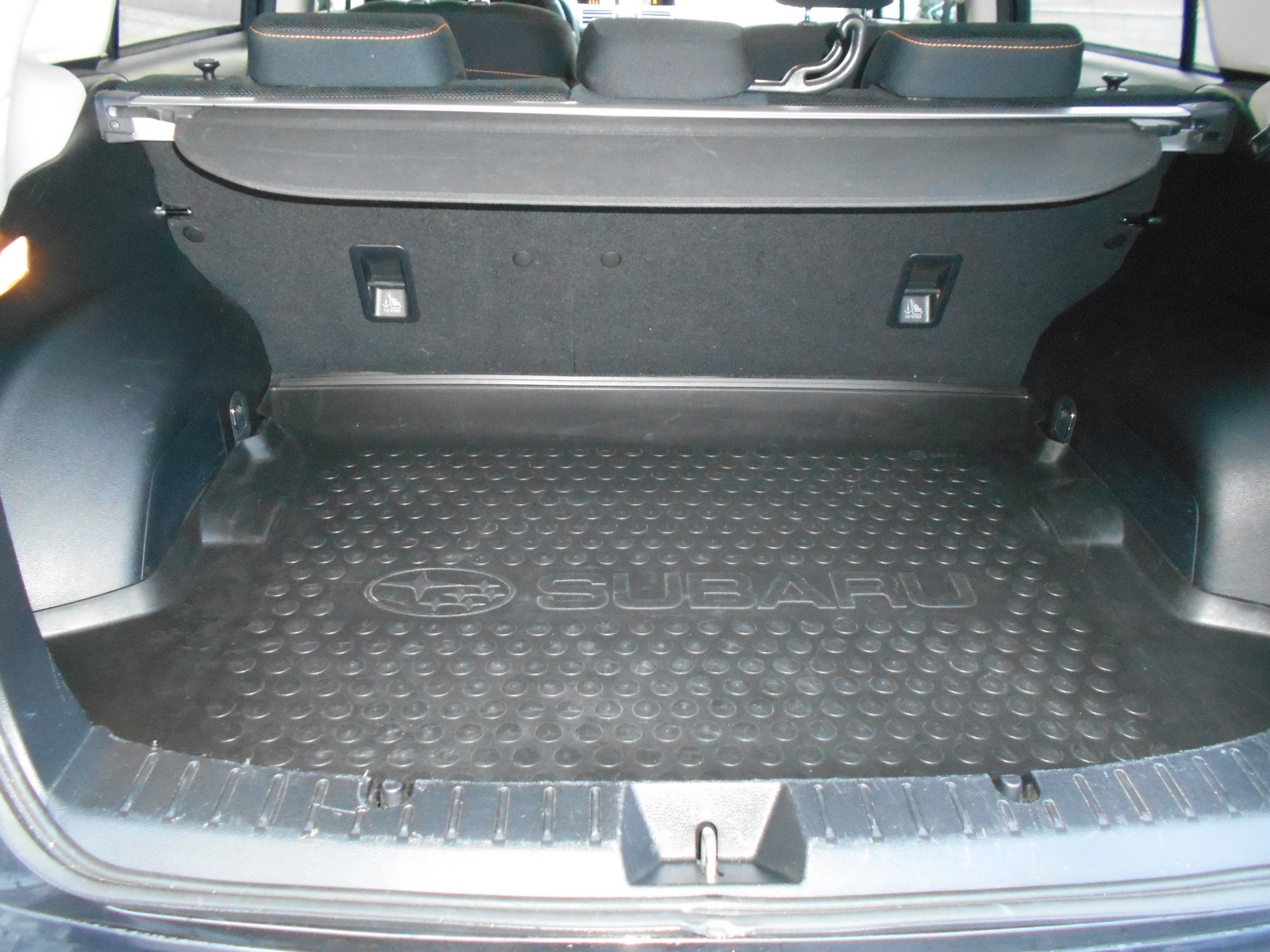 SUBARU XV 2.0 Swiss Two AWD CVT-image-11