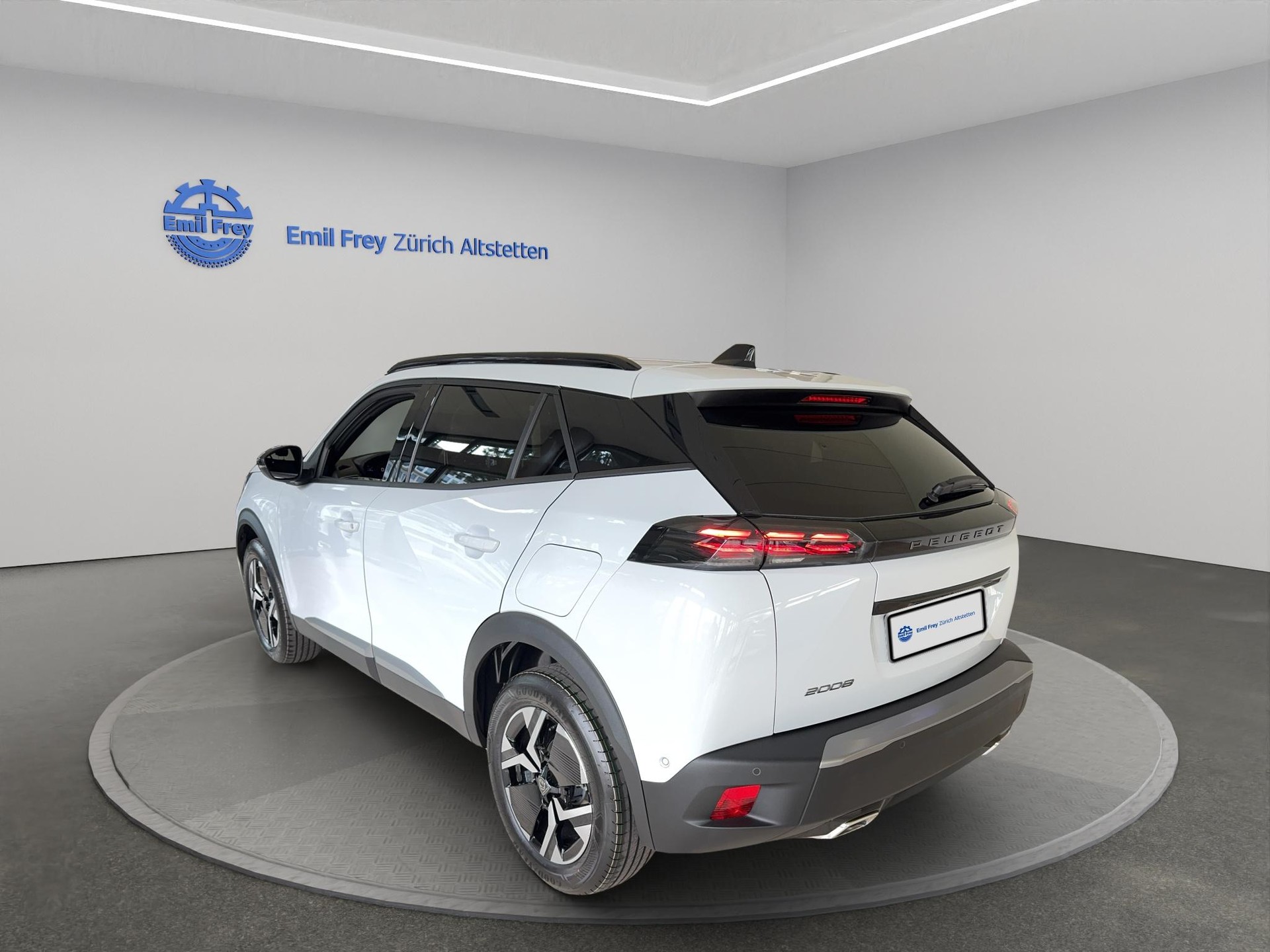 PEUGEOT 2008 1.2 Hybrid Allure Premium-showroom-element-1