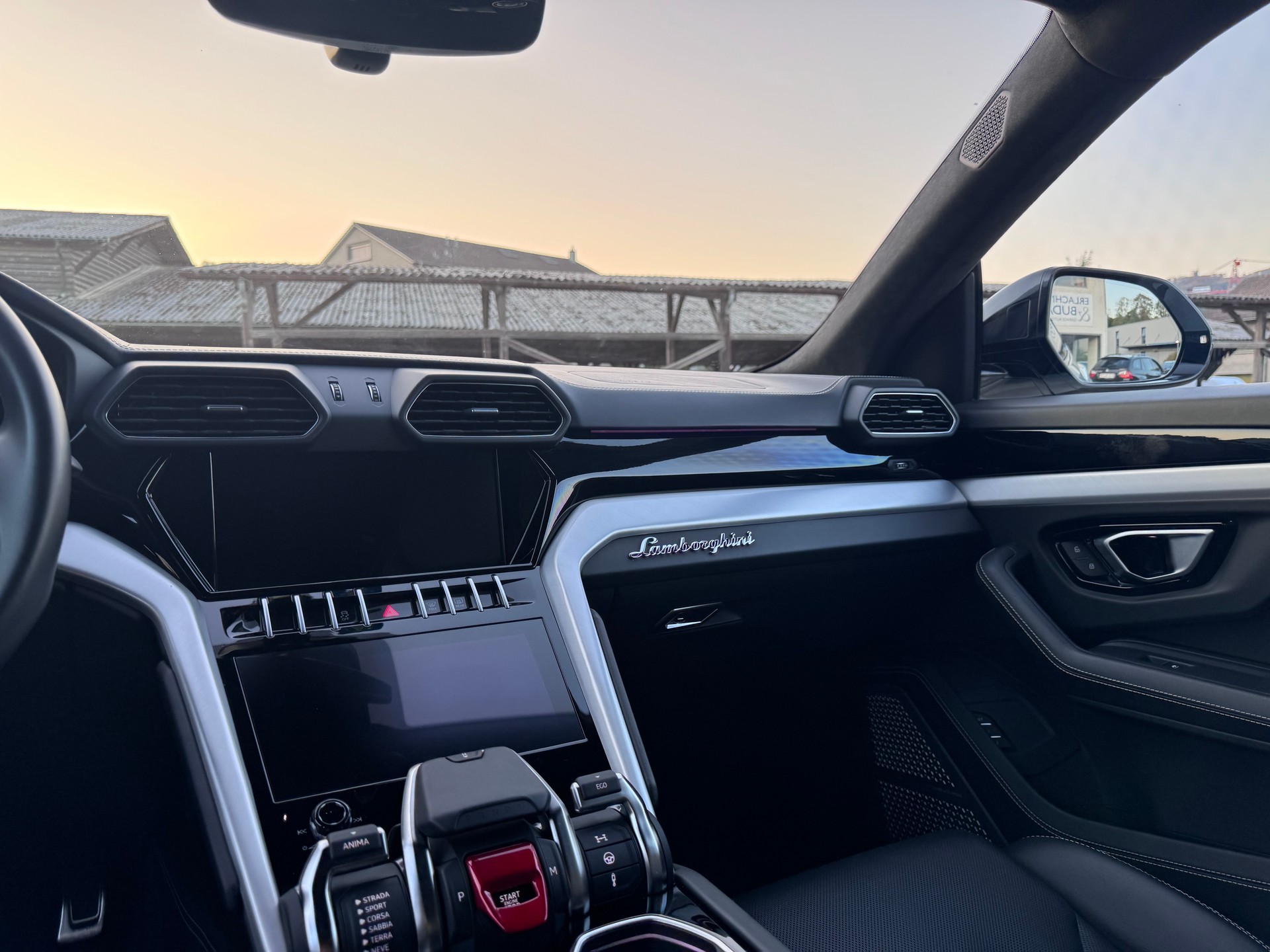 LAMBORGHINI Urus E-Gear-image-13