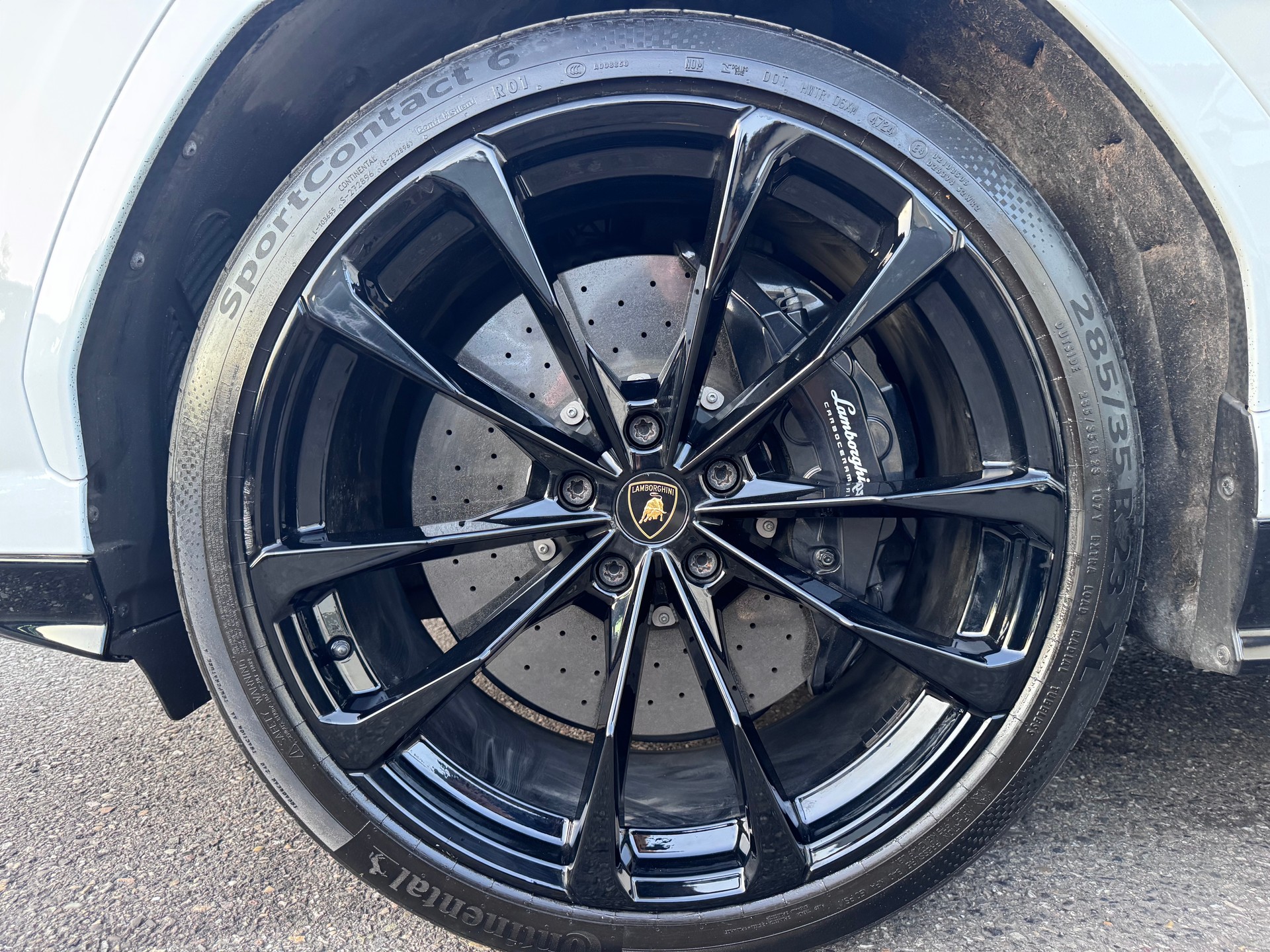 LAMBORGHINI Urus E-Gear-image-17