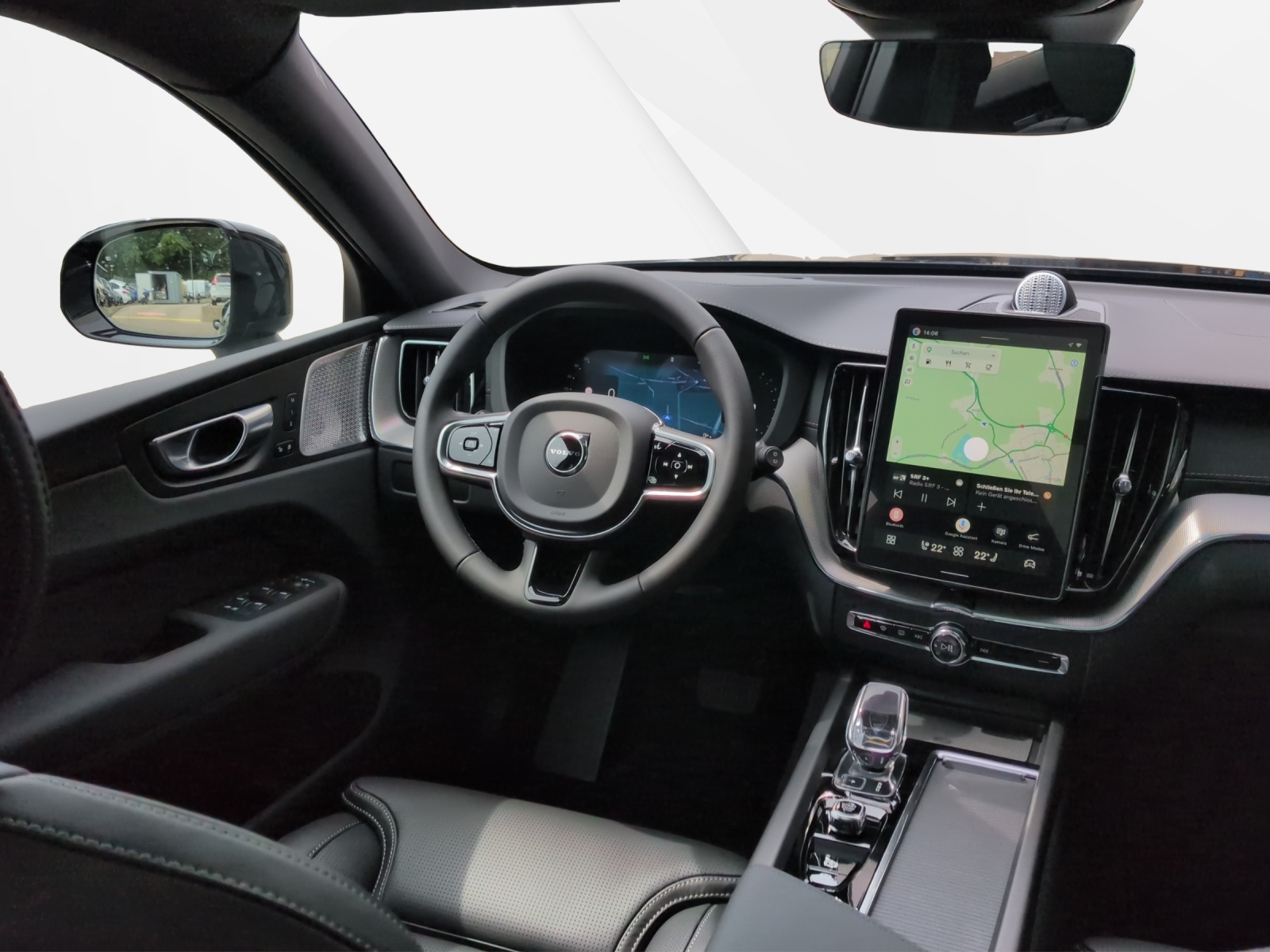 VOLVO XC60 2.0 B5 MH Black Edition AWD-image-10