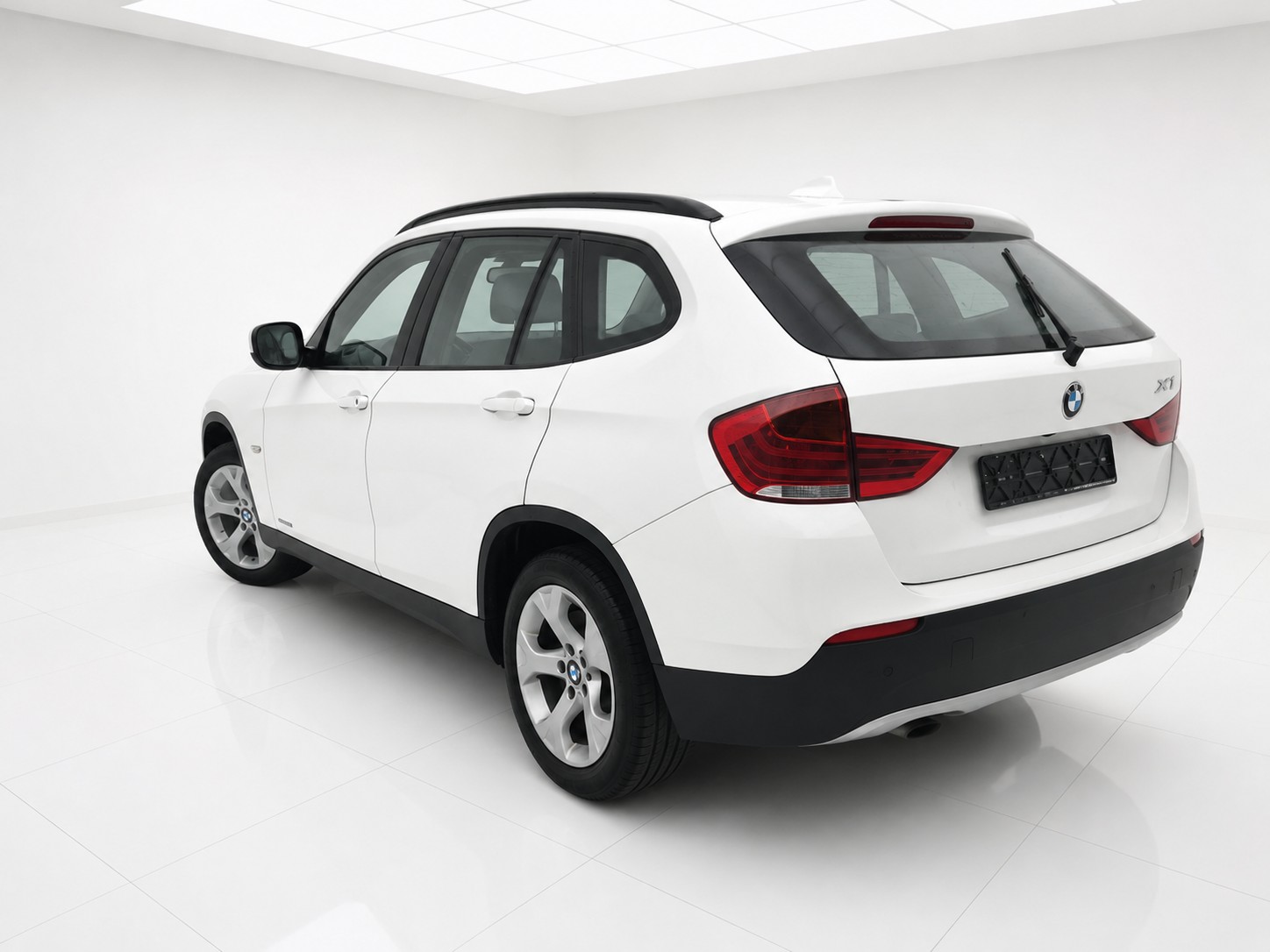 BMW X1 xDrive 18d-image-3