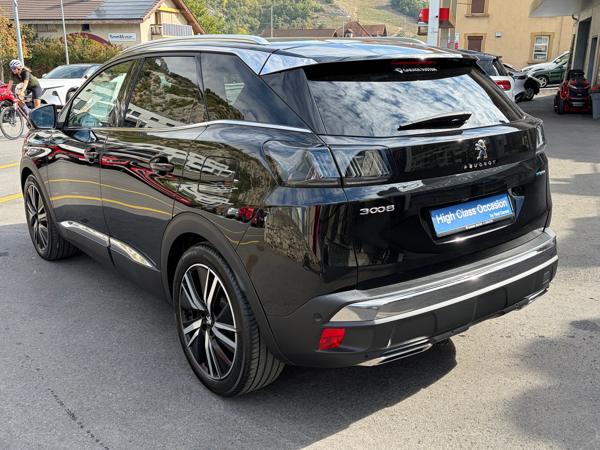PEUGEOT 3008 300e Hybrid4 GT Pack EAT8-showroom-element-2