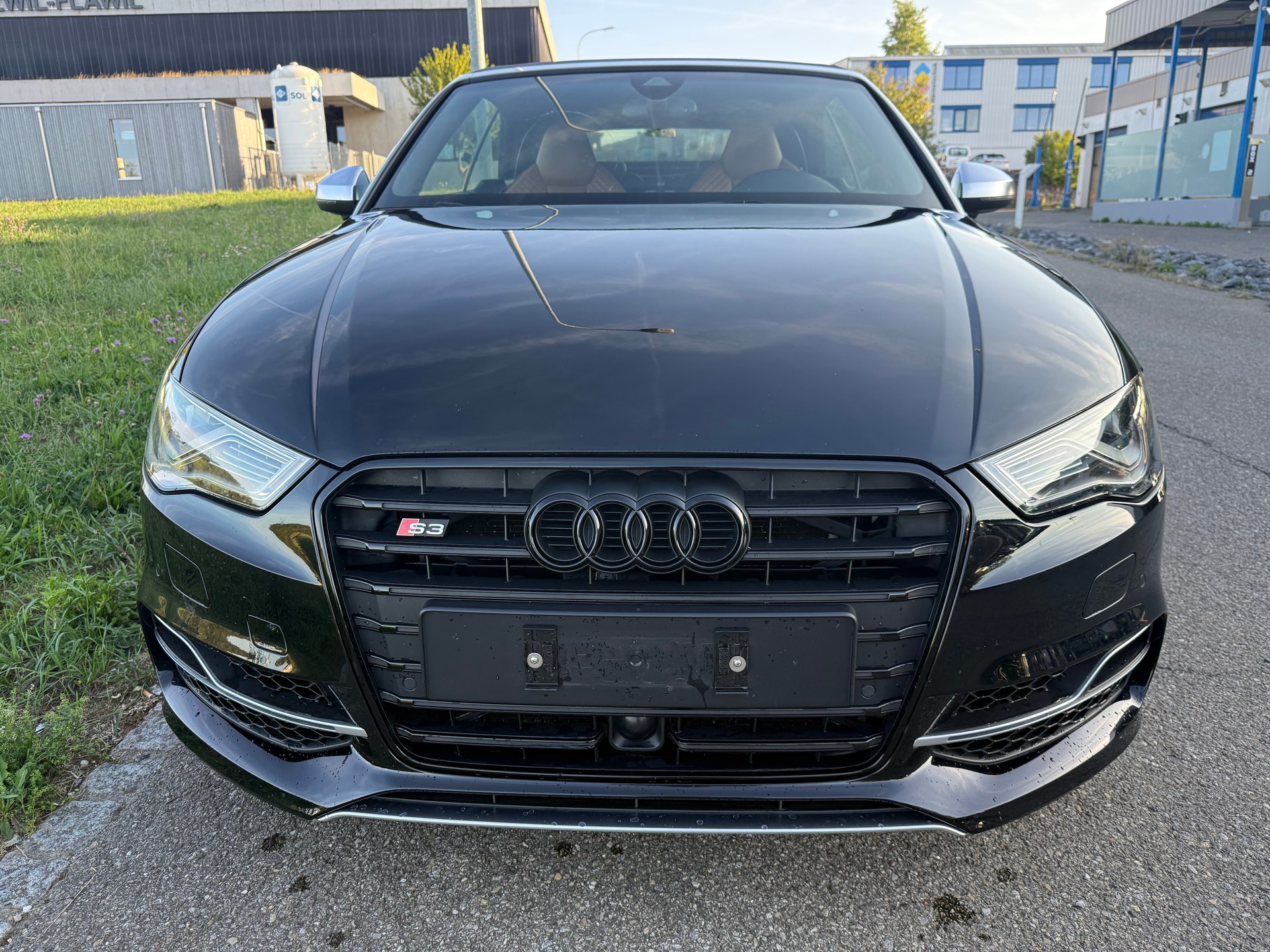 AUDI S3 Cabrio 2.0 TFSI quattro S-tronic-image-6