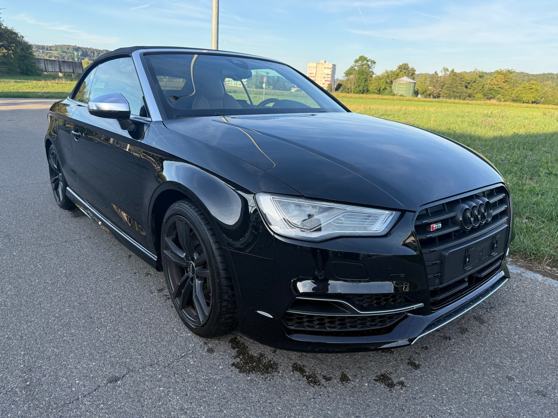AUDI S3 Cabrio 2.0 TFSI quattro S-tronic-image-3