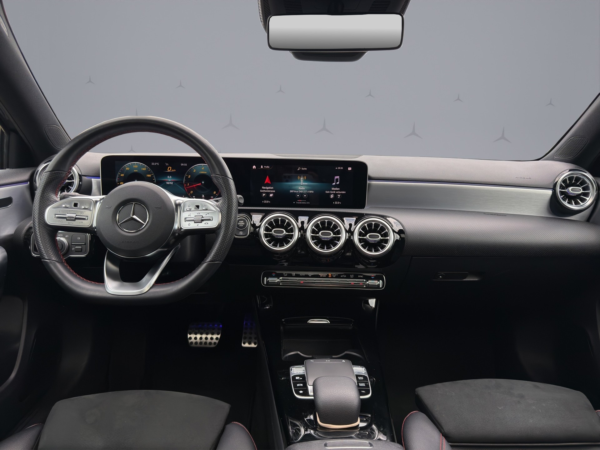 MERCEDES-BENZ A 220 AMG Line 4m-image-12