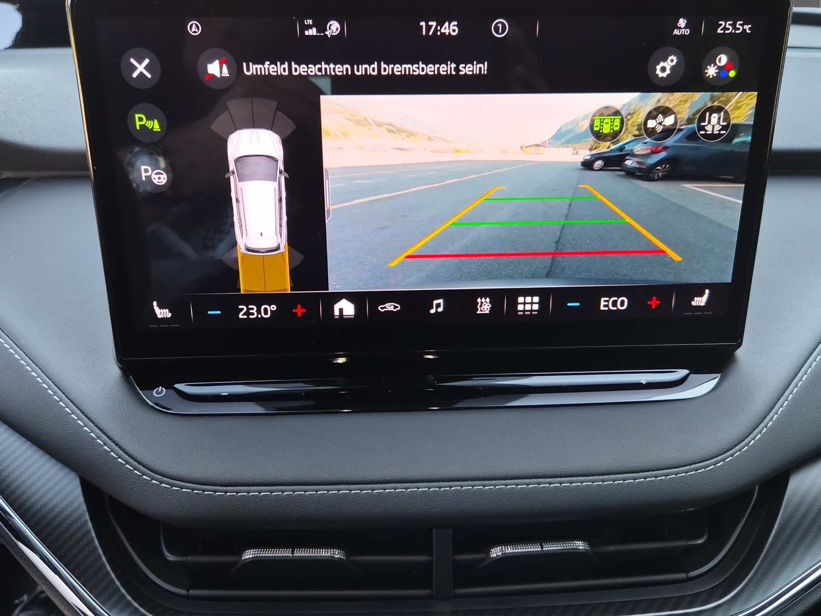 SKODA Enyaq iV 80x SportLine-image-10