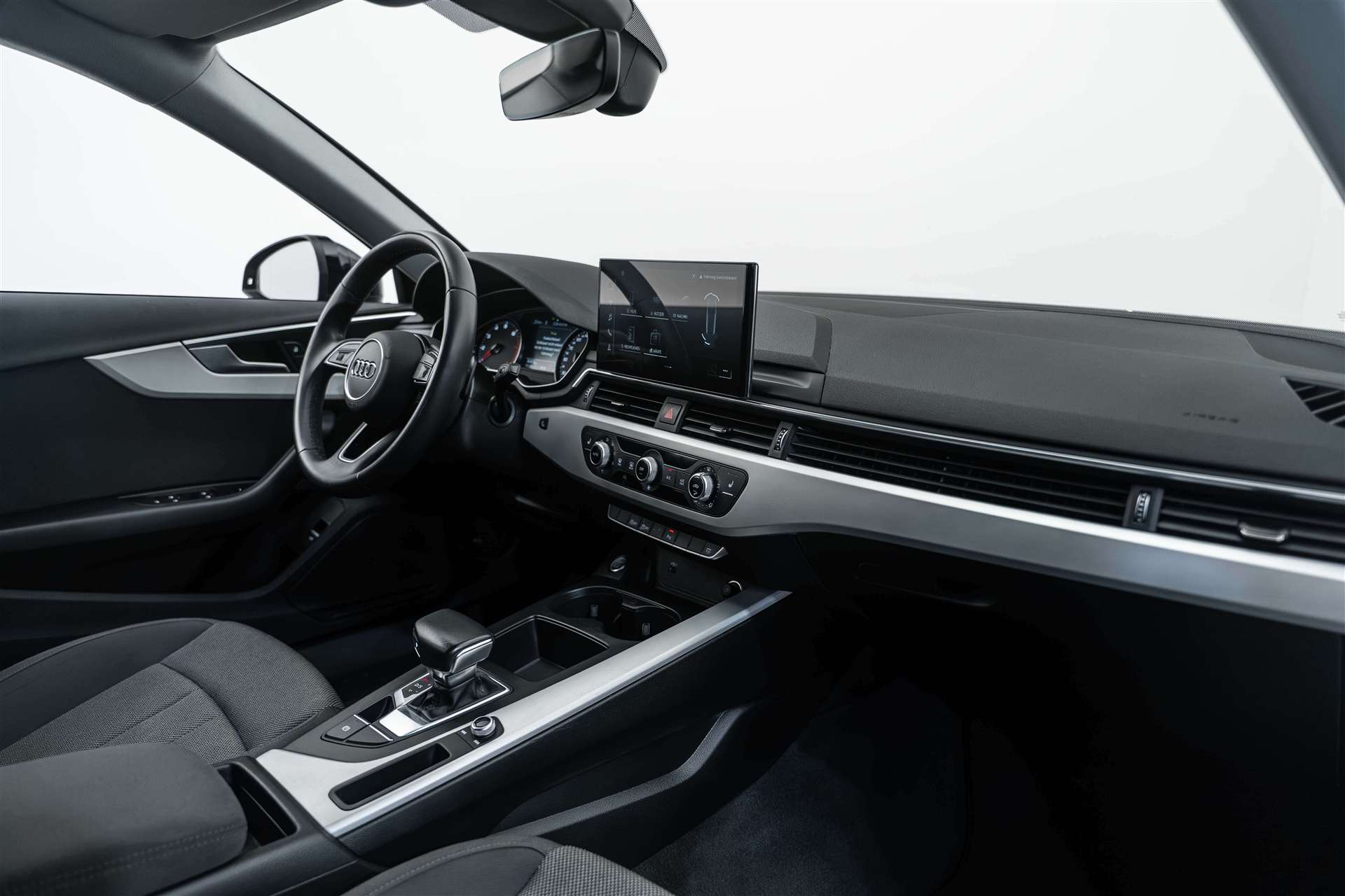 AUDI AUDI A4 Avant 35 TFSI S-tronic Advanced Black-Line-image-11