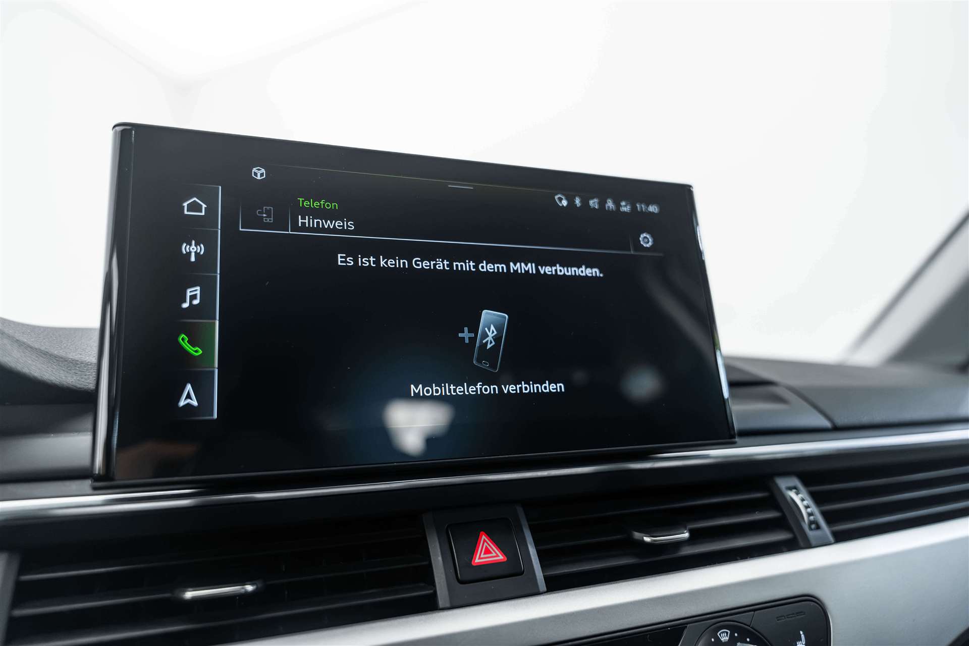 AUDI AUDI A4 Avant 35 TFSI S-tronic Advanced Black-Line-image-20