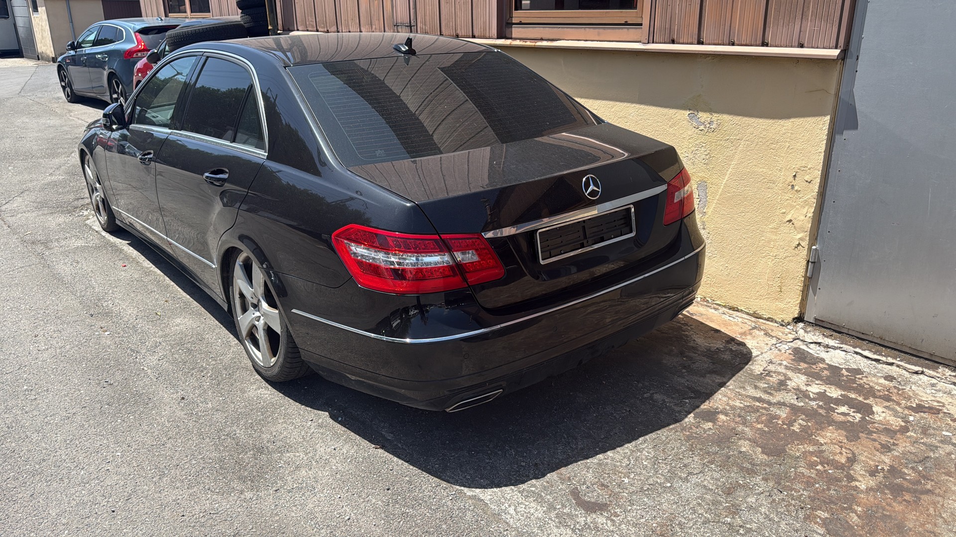 MERCEDES-BENZ E 250 CDI BlueEff. Ed.125 4Matic 7G-Tronic-image-2