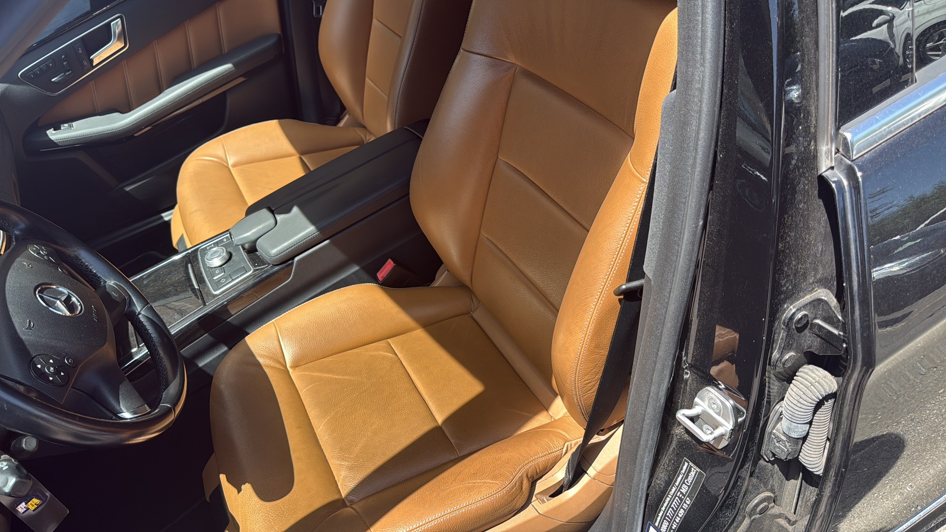 MERCEDES-BENZ E 250 CDI BlueEff. Ed.125 4Matic 7G-Tronic-image-4